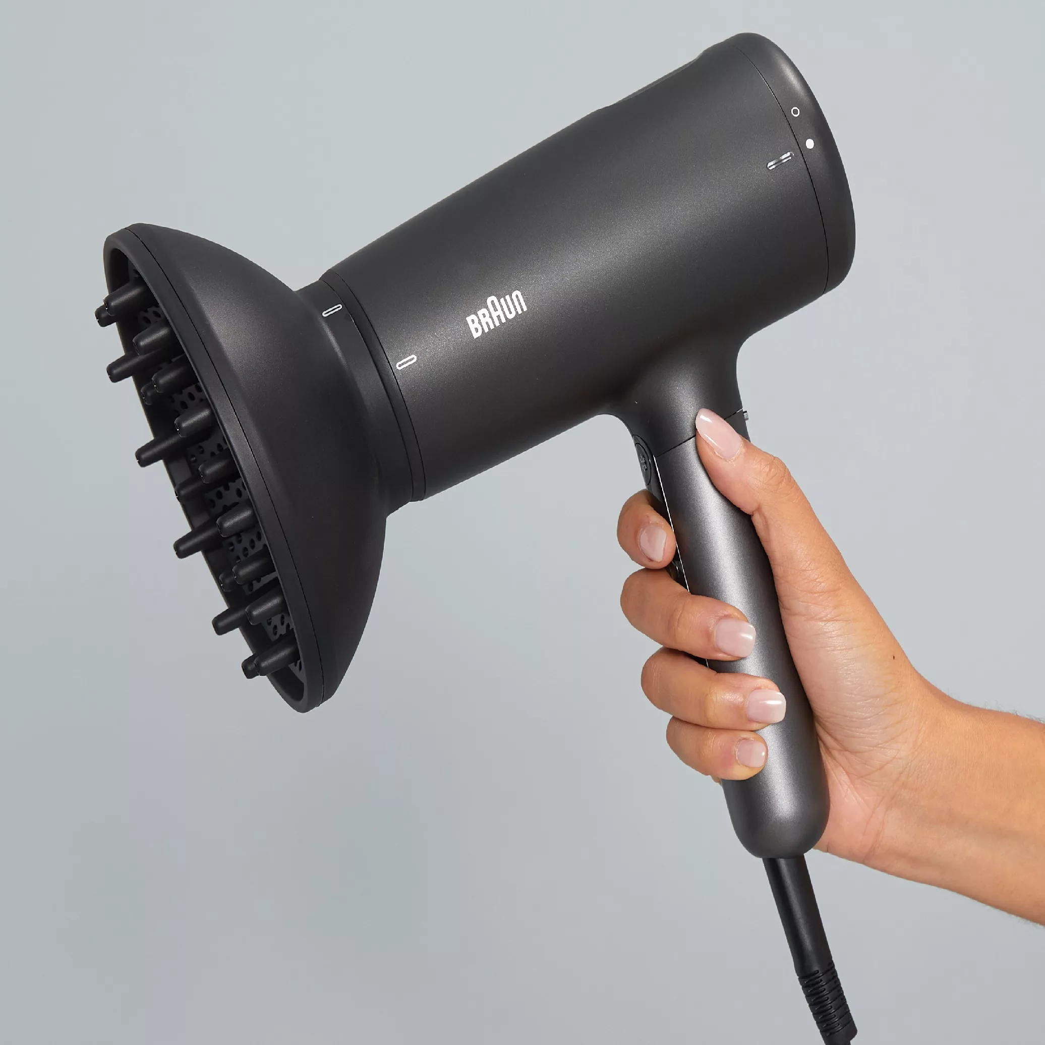 سشوار 2100 وات براون مدل اچ دی 425