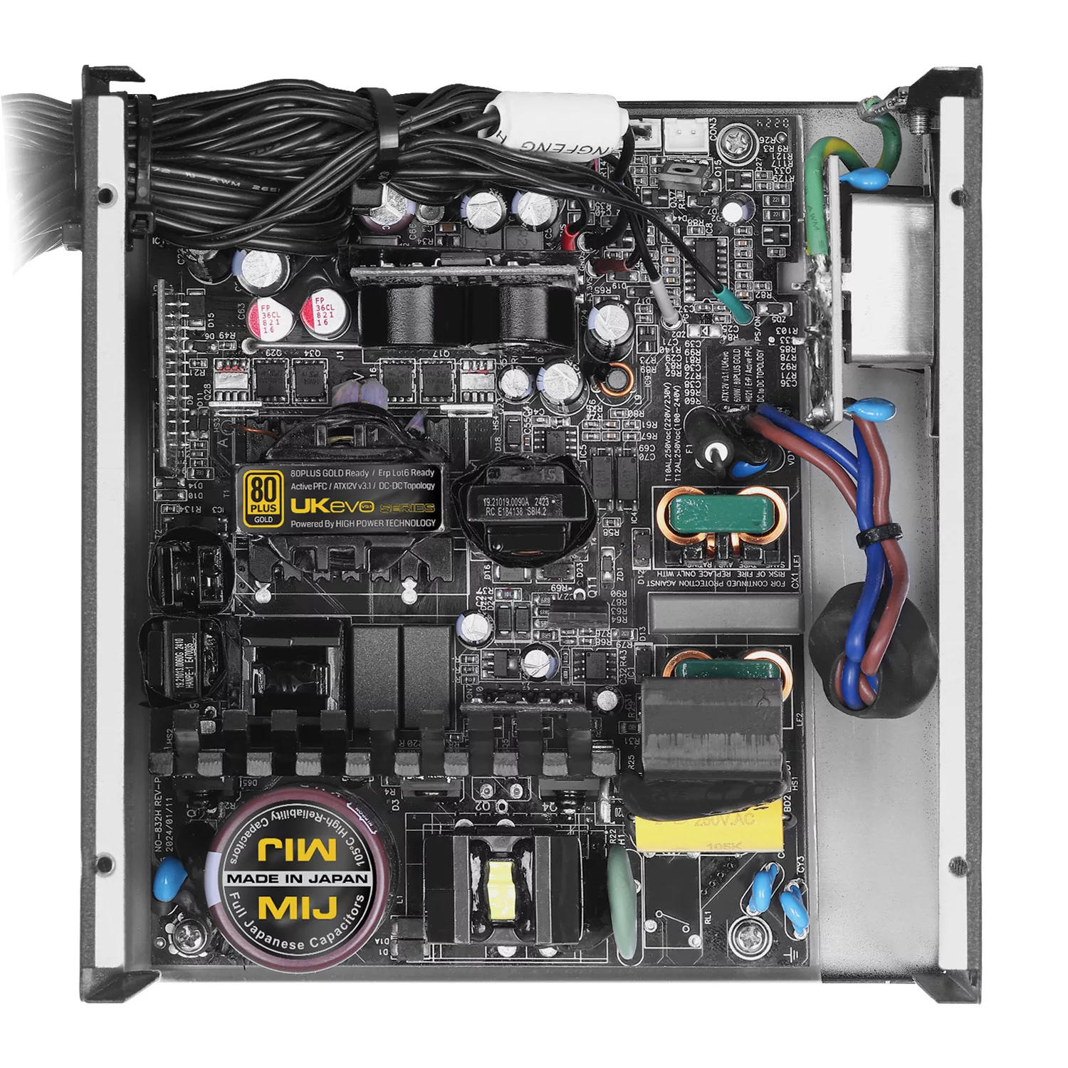 منبع تغذیه کامپیوتر 600W وات گرین مدل GP600A-UK EVO V3.1 (ATX 3.1)