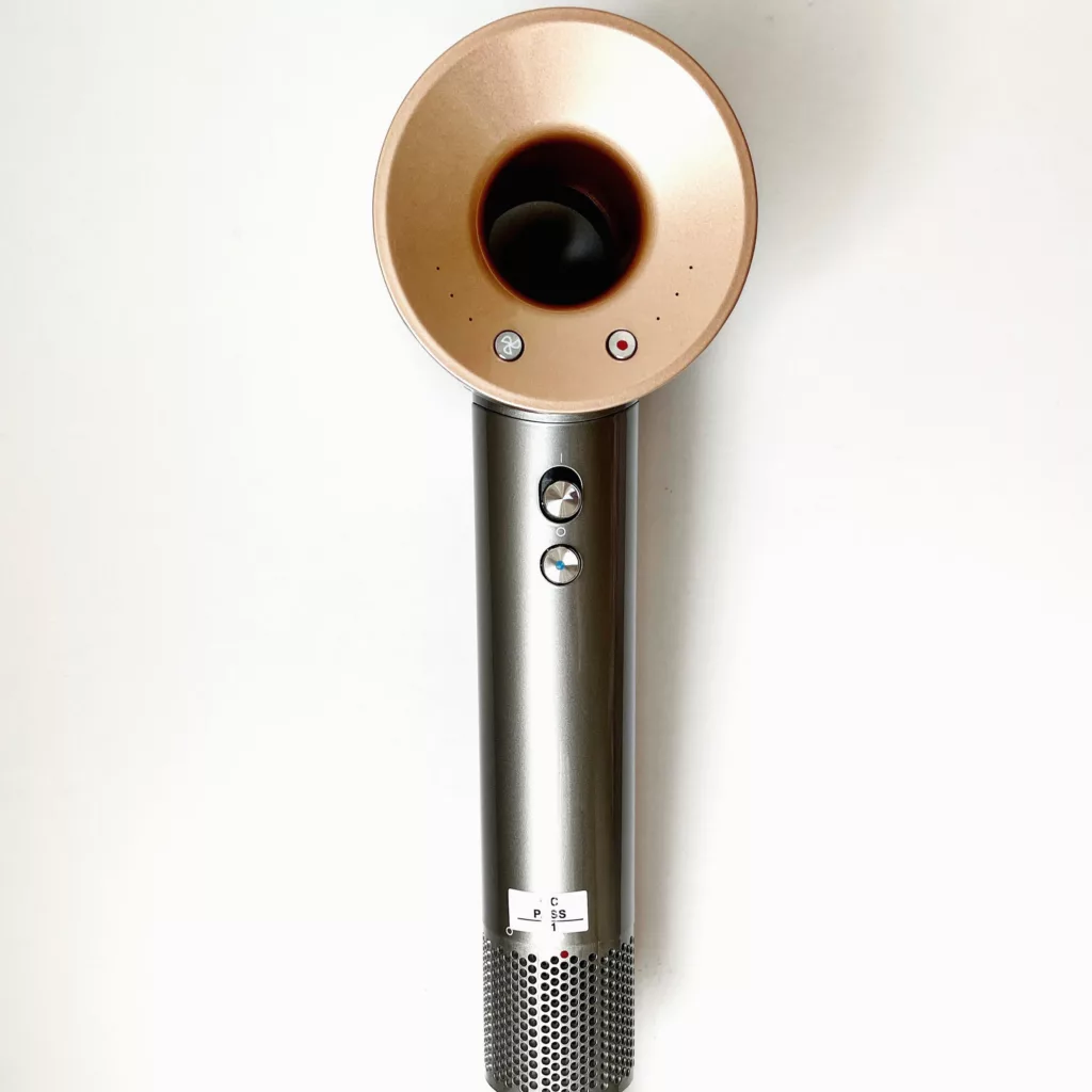 سشوار حرفه ای مدل hello01