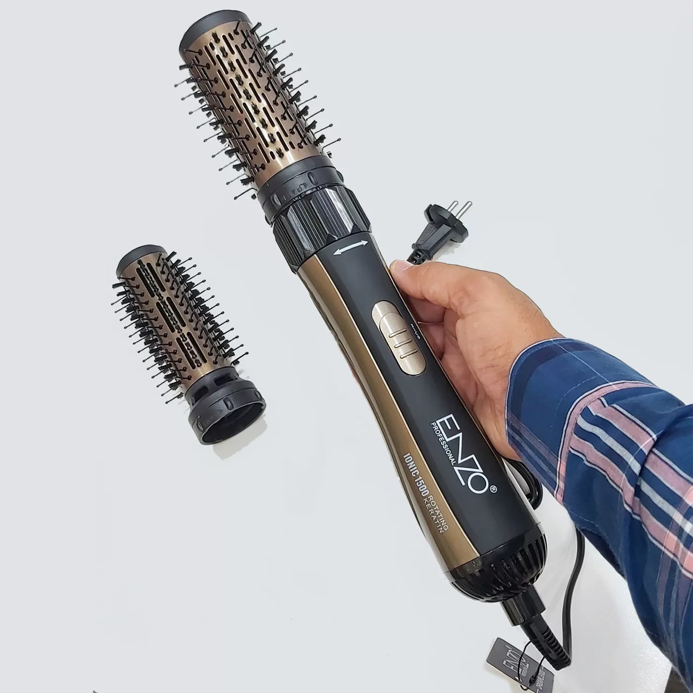 سشوار برس دار چرخشی انزو پروفیشینال مدل EN 745