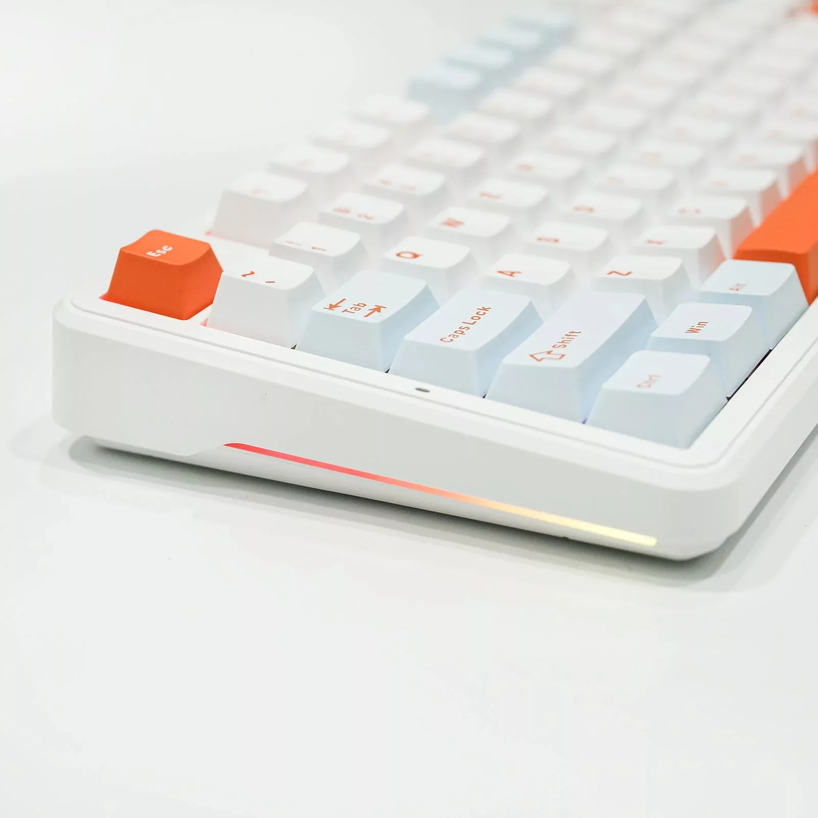 کیبورد گیمینگ آئولا مدل F87 Pro