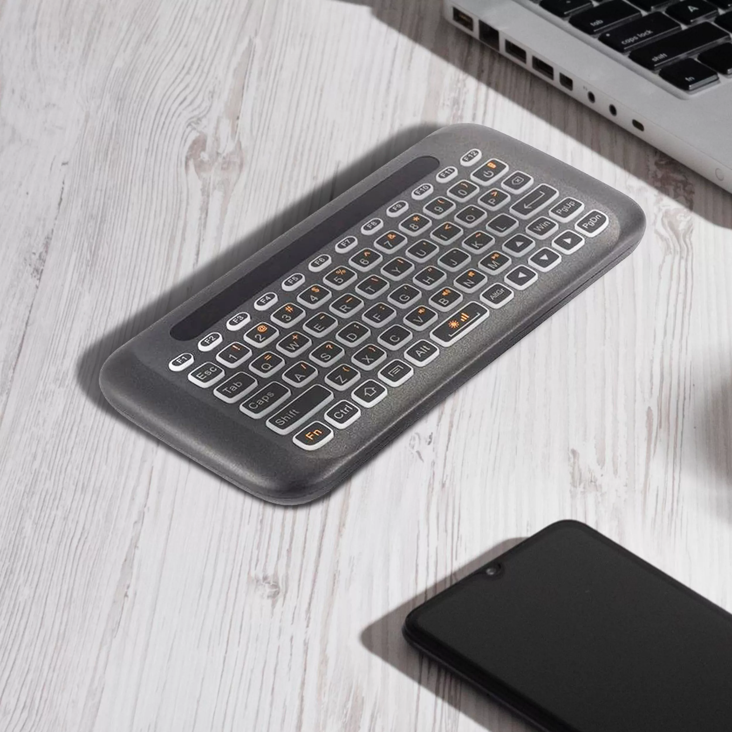 کیبورد بی‌ سیم اچ‌20 مدل DK1، سوییچ ممبران، Portable