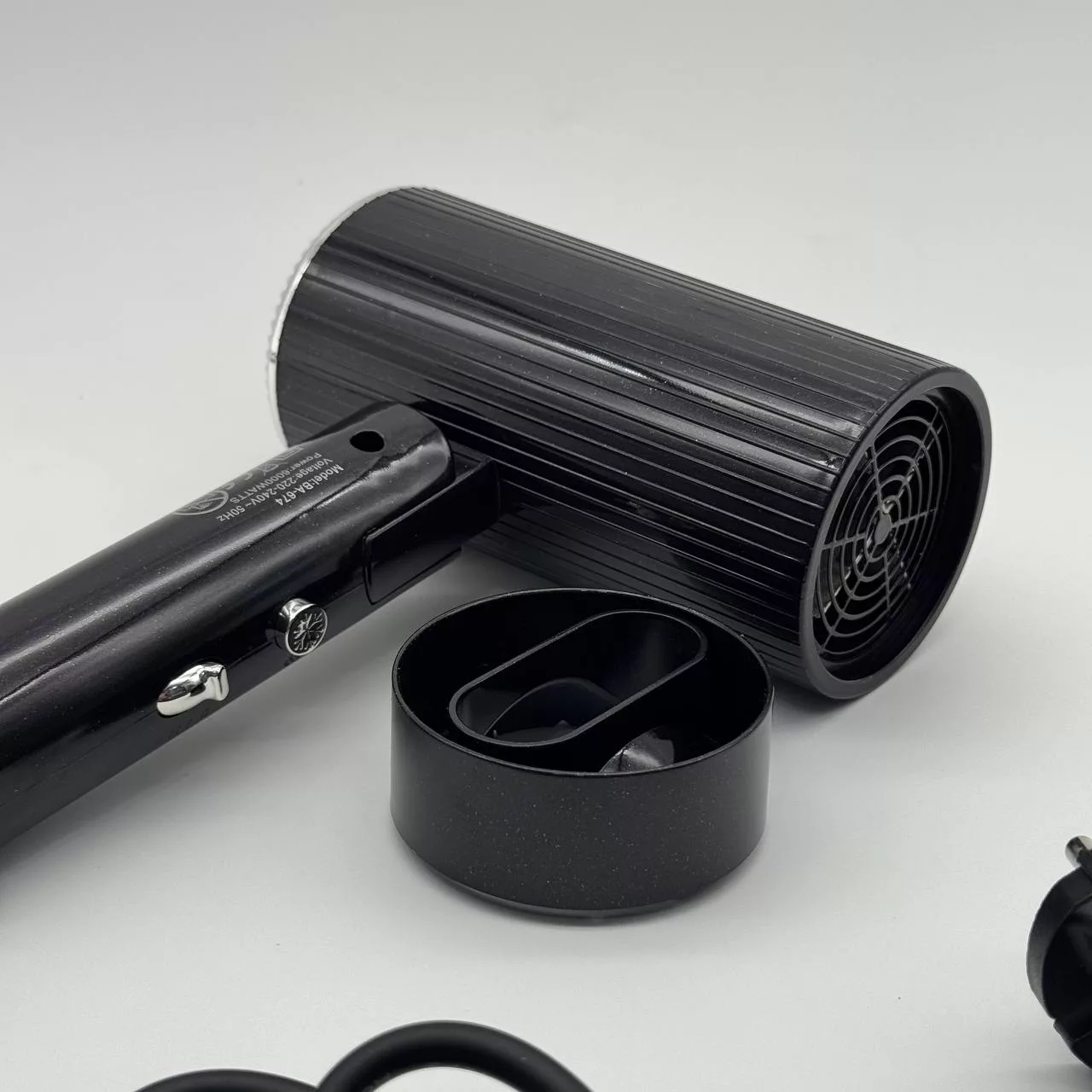 سشوار مسافرتی 6000 وات بیبیورس مدل BA-674