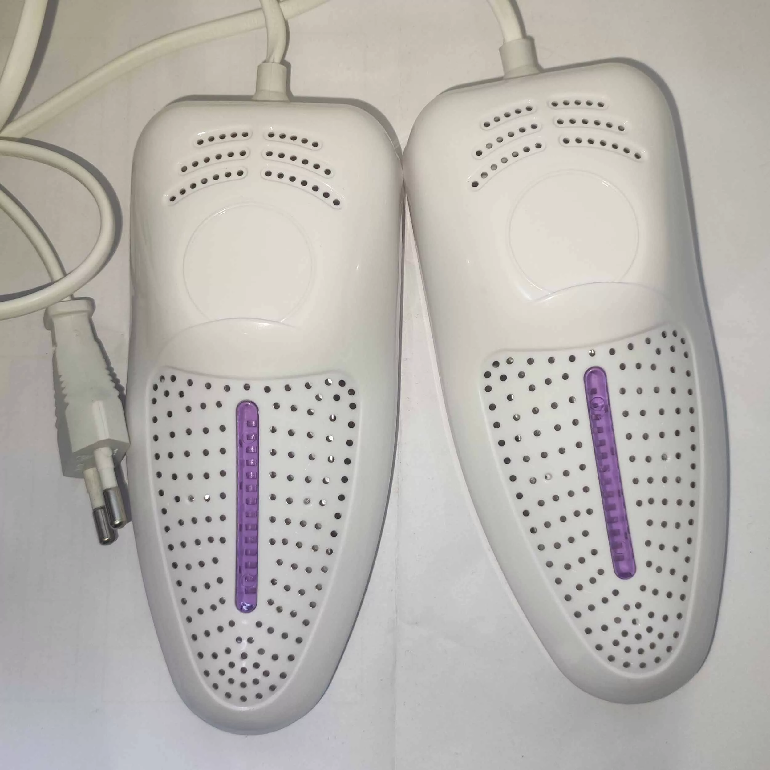 خشک کن و بوگیر کفش مدل R8 دو عددی