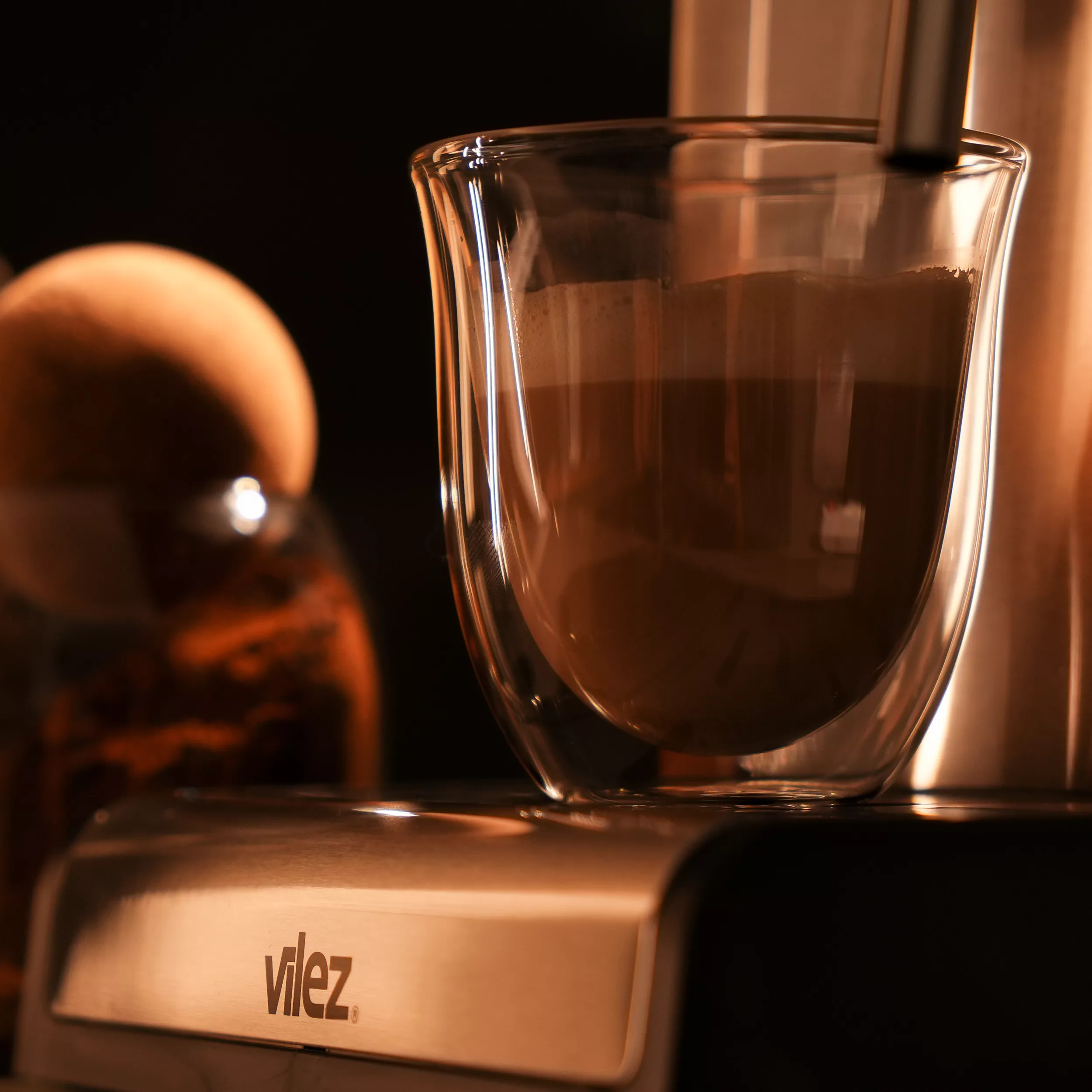 اسپرسو ساز ۱۵۰۰ میلی‌لیتر ویلز مدل VL2925