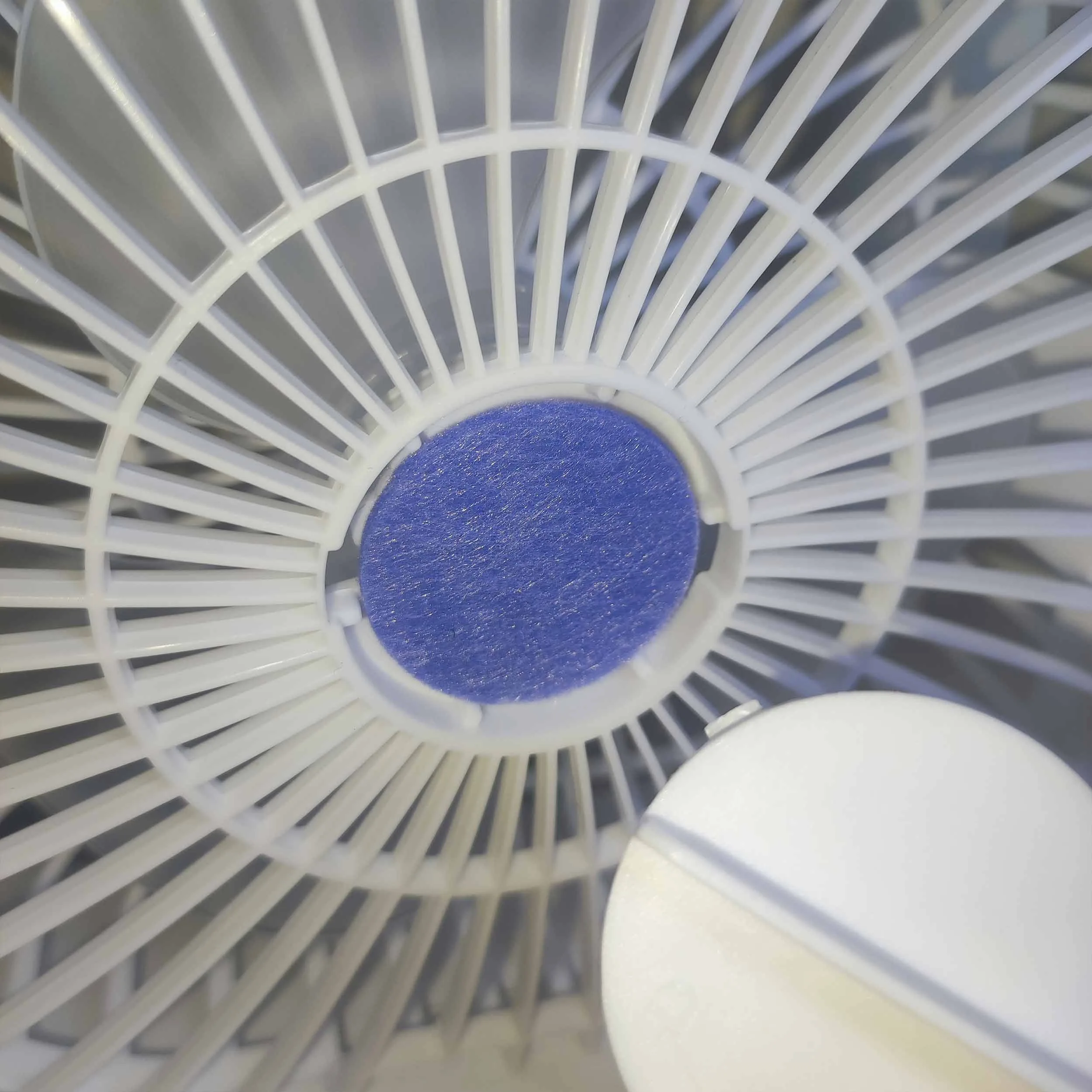 پنکه رومیزی مدل مه پاش کد CX-22 ظرفیت 5000 میلی آمپر ساعت