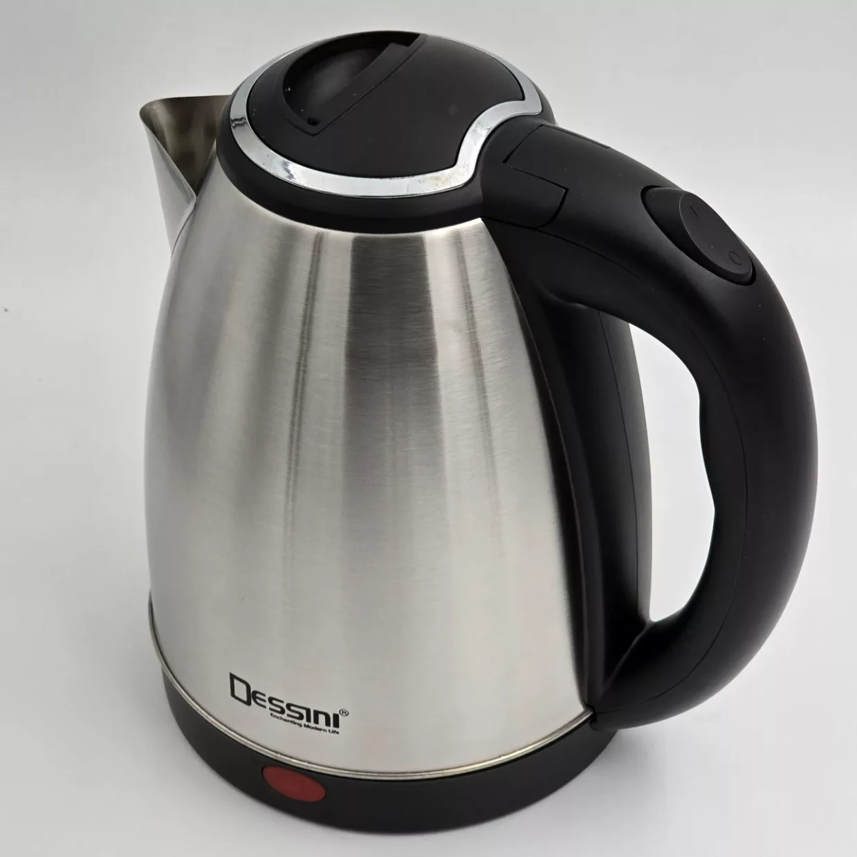 کتری برقی دسینی مدل KD-990 گنجایش 2 لیتر