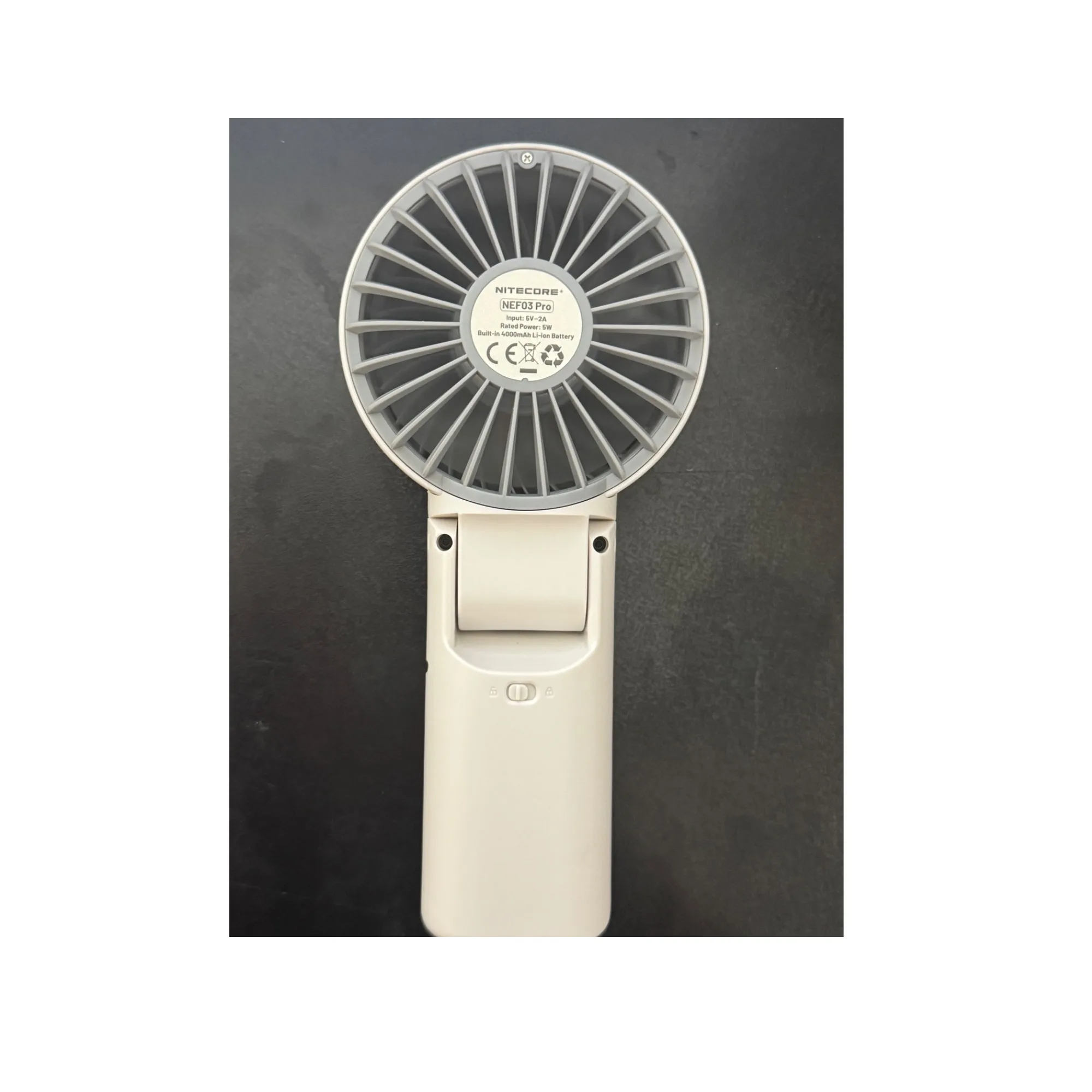 پنکه همراه نایتکر مدل NEF03 PRO ظرفیت 4000 میلی آمپر