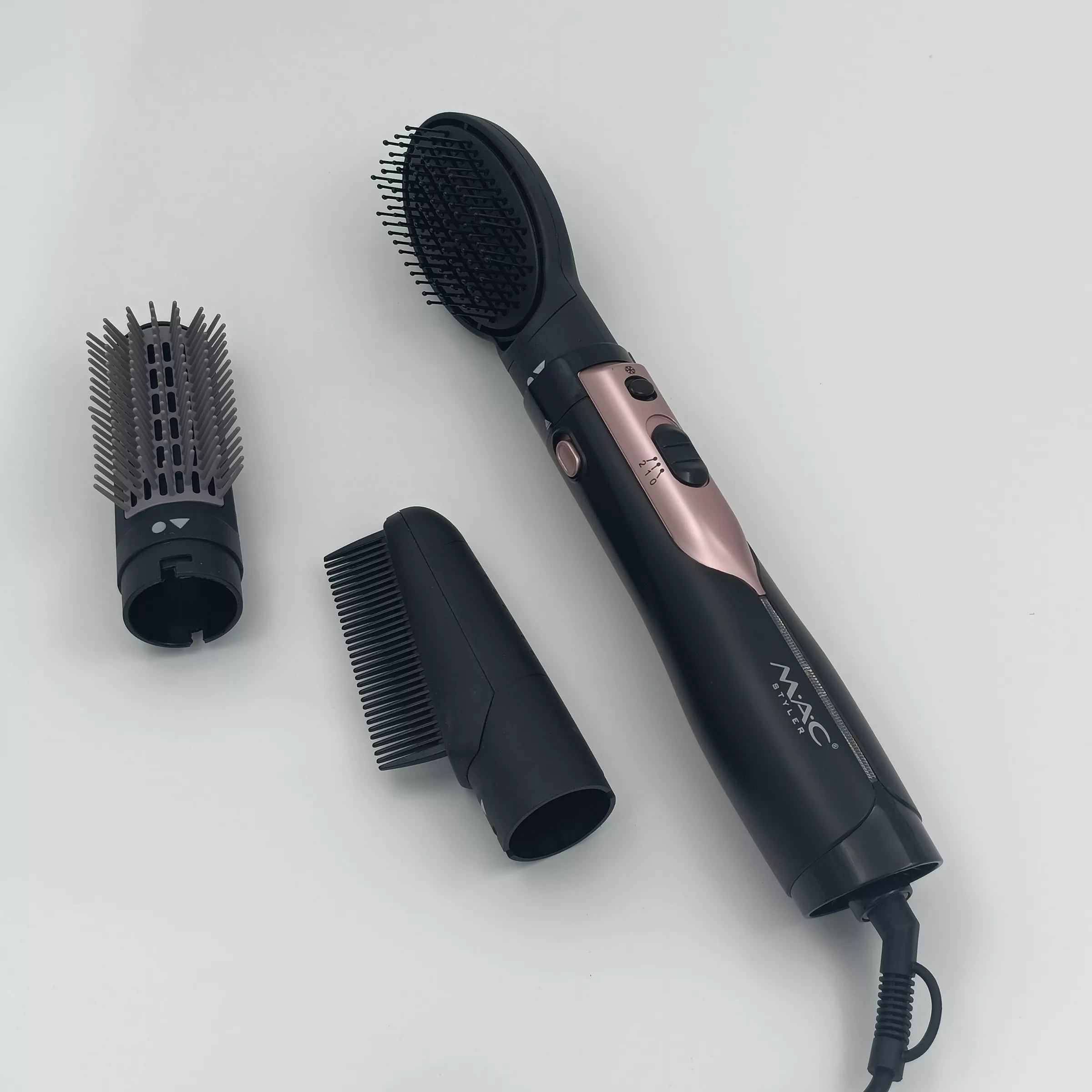 سشوار برس دار حالت دهنده مک استایلر مدل mc-6654 3in1