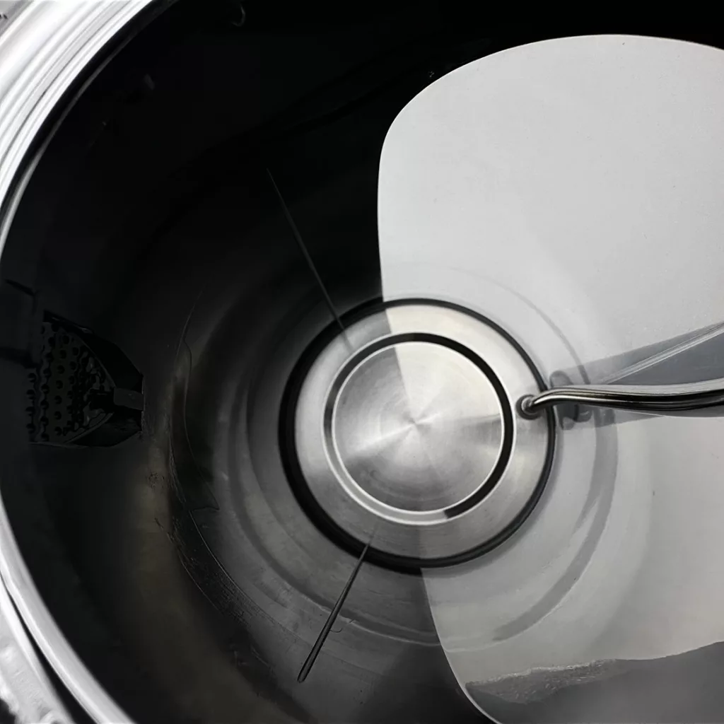 کتری برقی دی اس پی مدل kk1154