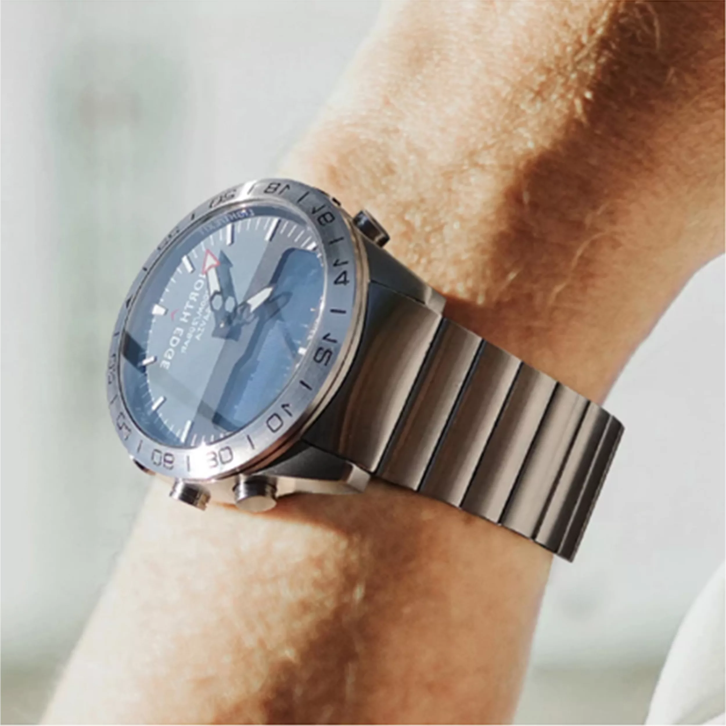 ساعت هوشمند مدل  North EDGE GAVIA 2