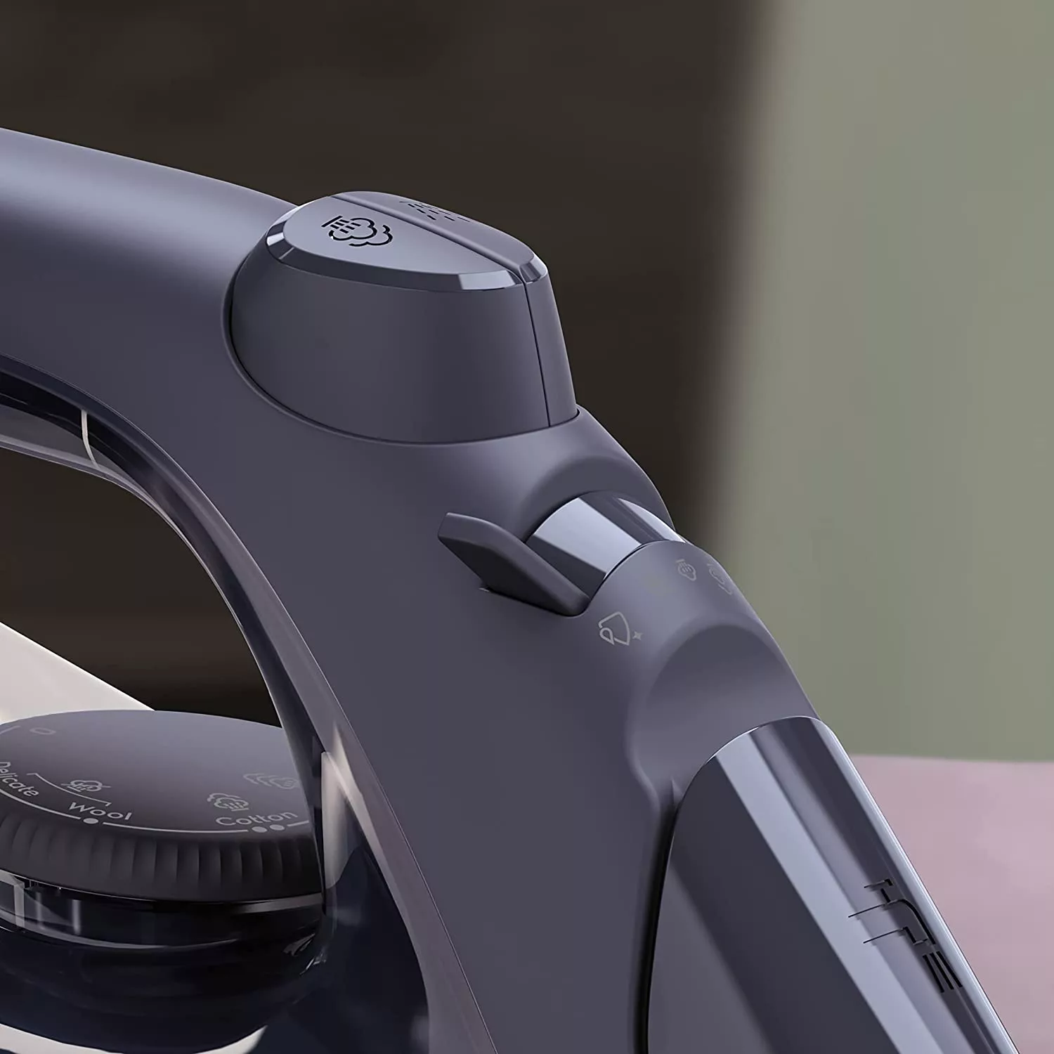 اتو بخار آ ا گ مدل SI6-1-4MN