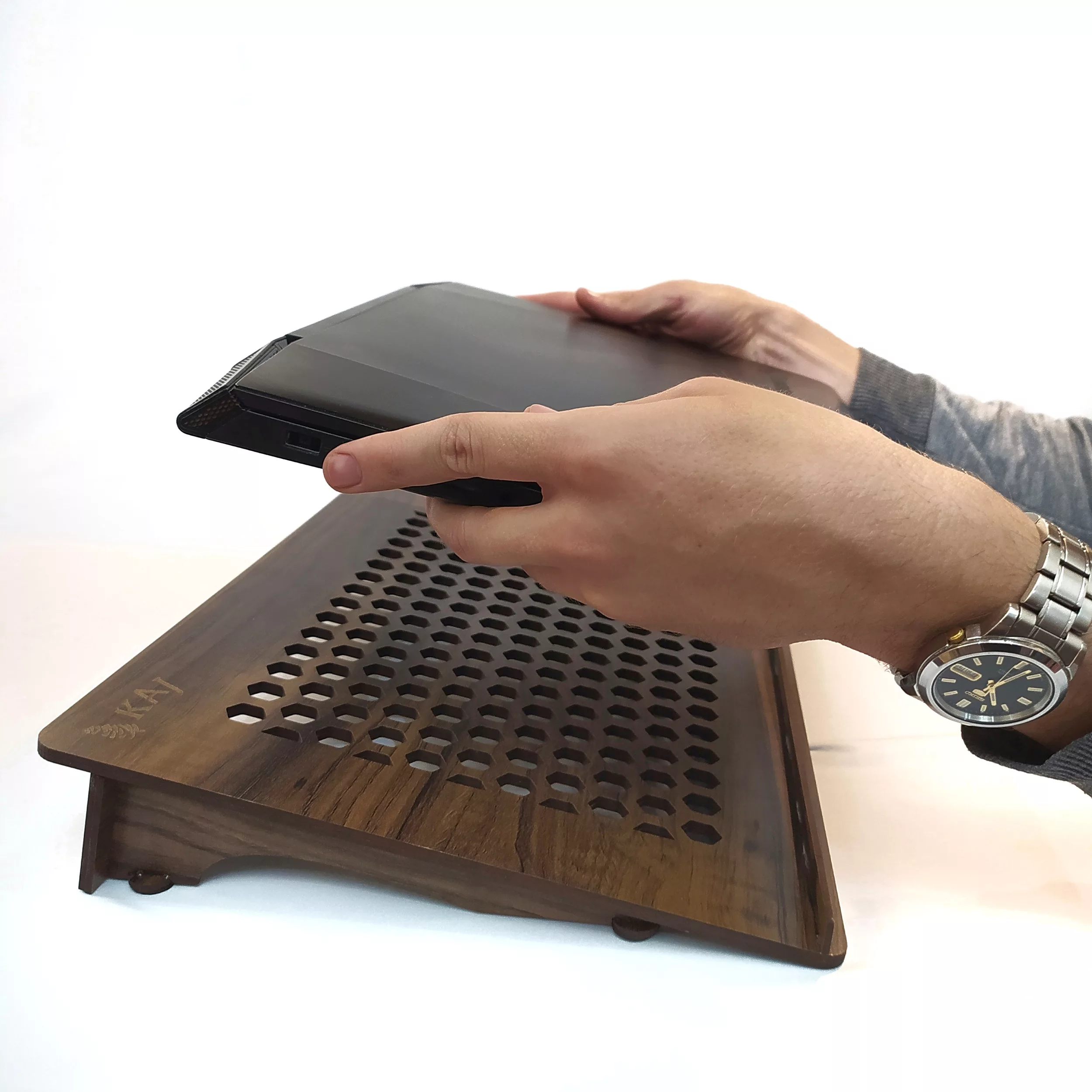 پایه نگهدارنده لپ تاپ کاج مدل KLS 1201