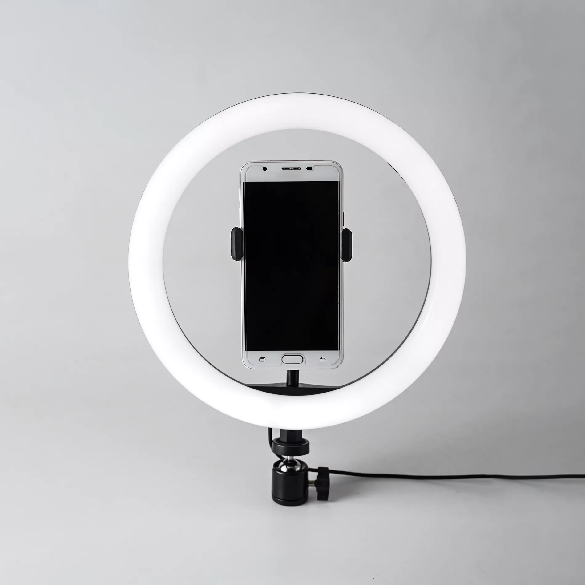 رینگ لایت کاکو مدل KSC345