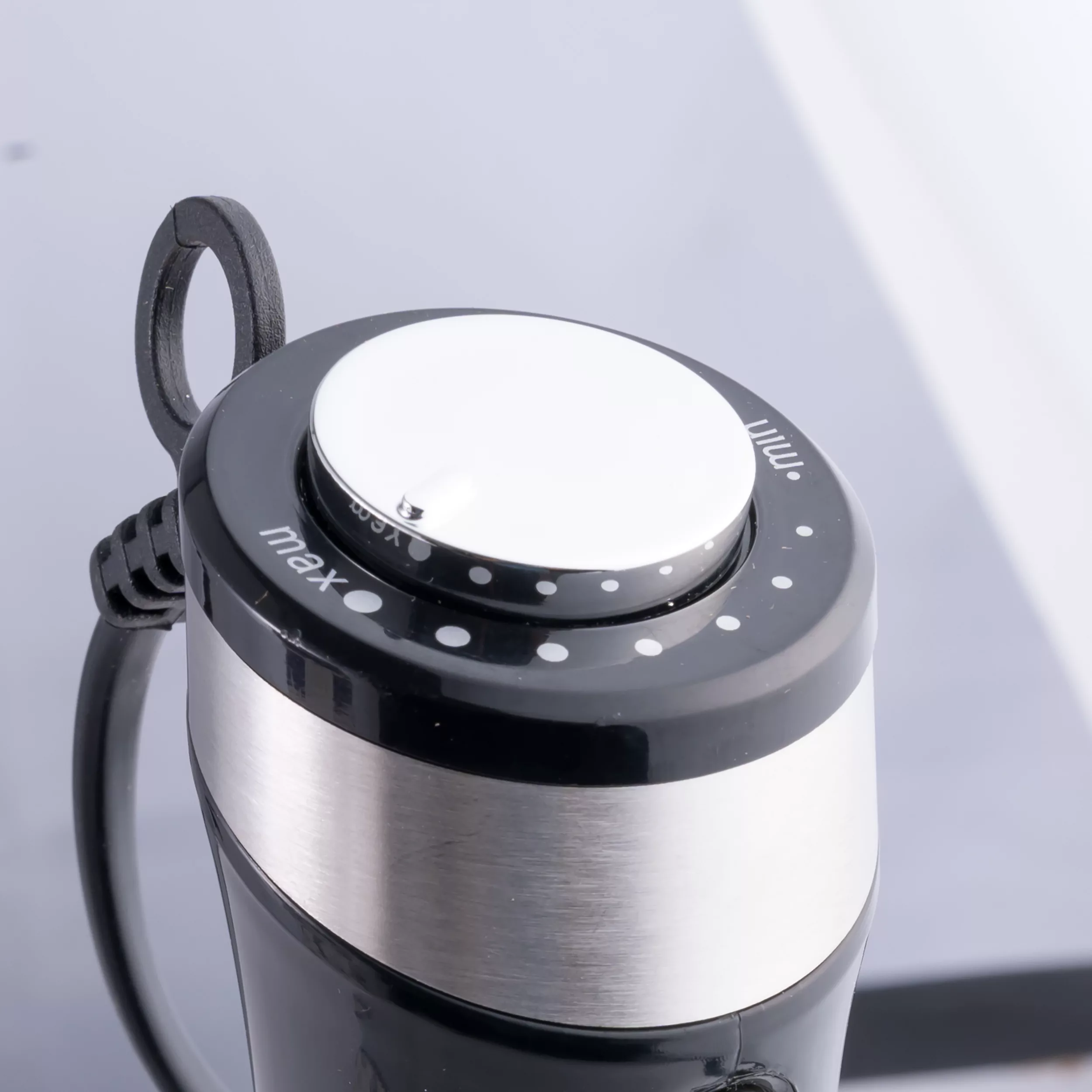 گوشت کوب برقی لکسی کال مدل LHB-1655