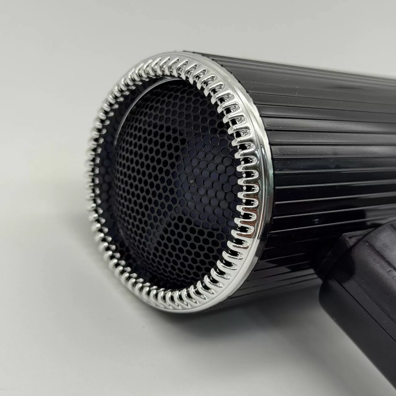 سشوار مسافرتی 6000 وات بیبیورس مدل BA-674