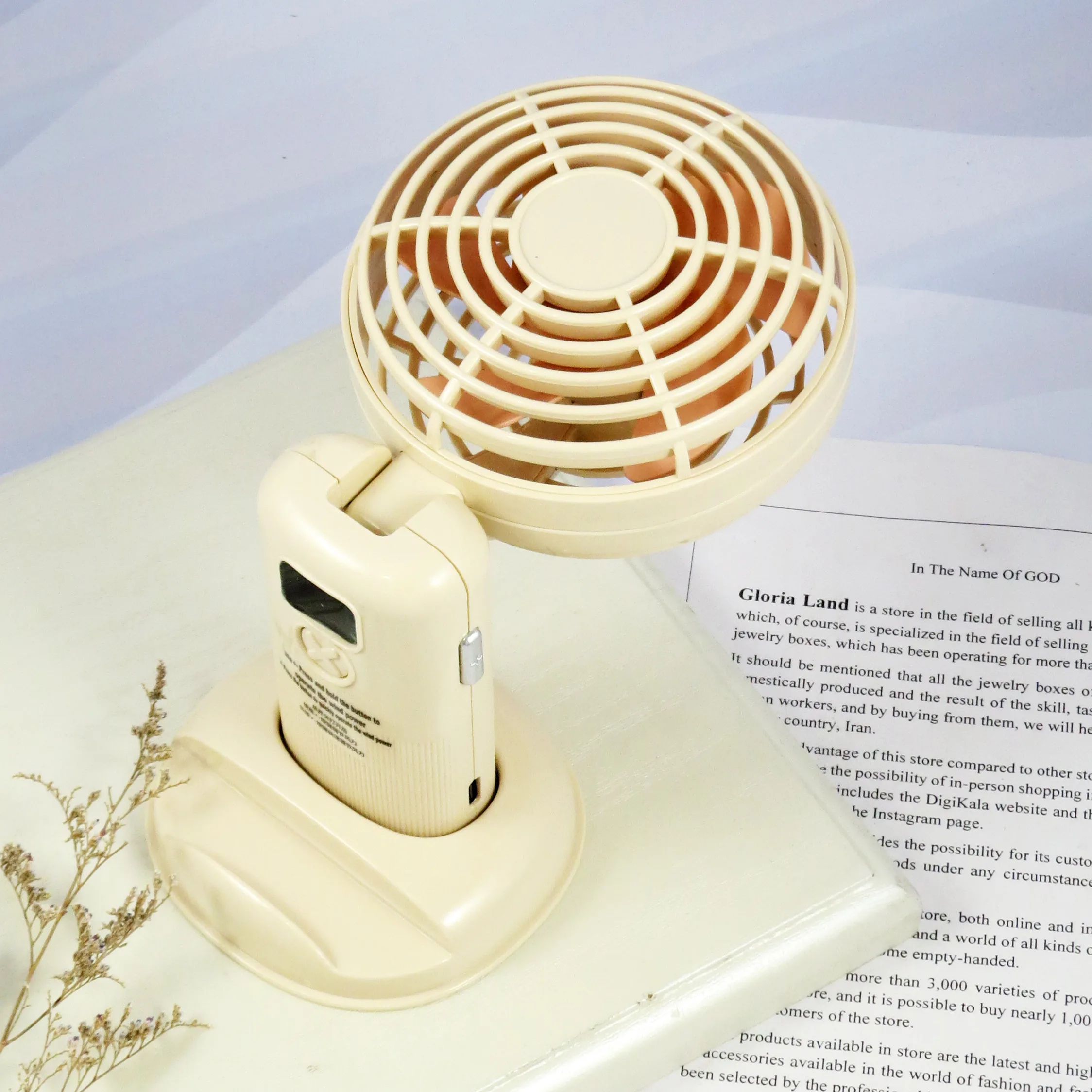 پنکه همراه مدل دستی و رومیزی کد GLnd00015 ظرفیت 500 میلی آمپر ساعت