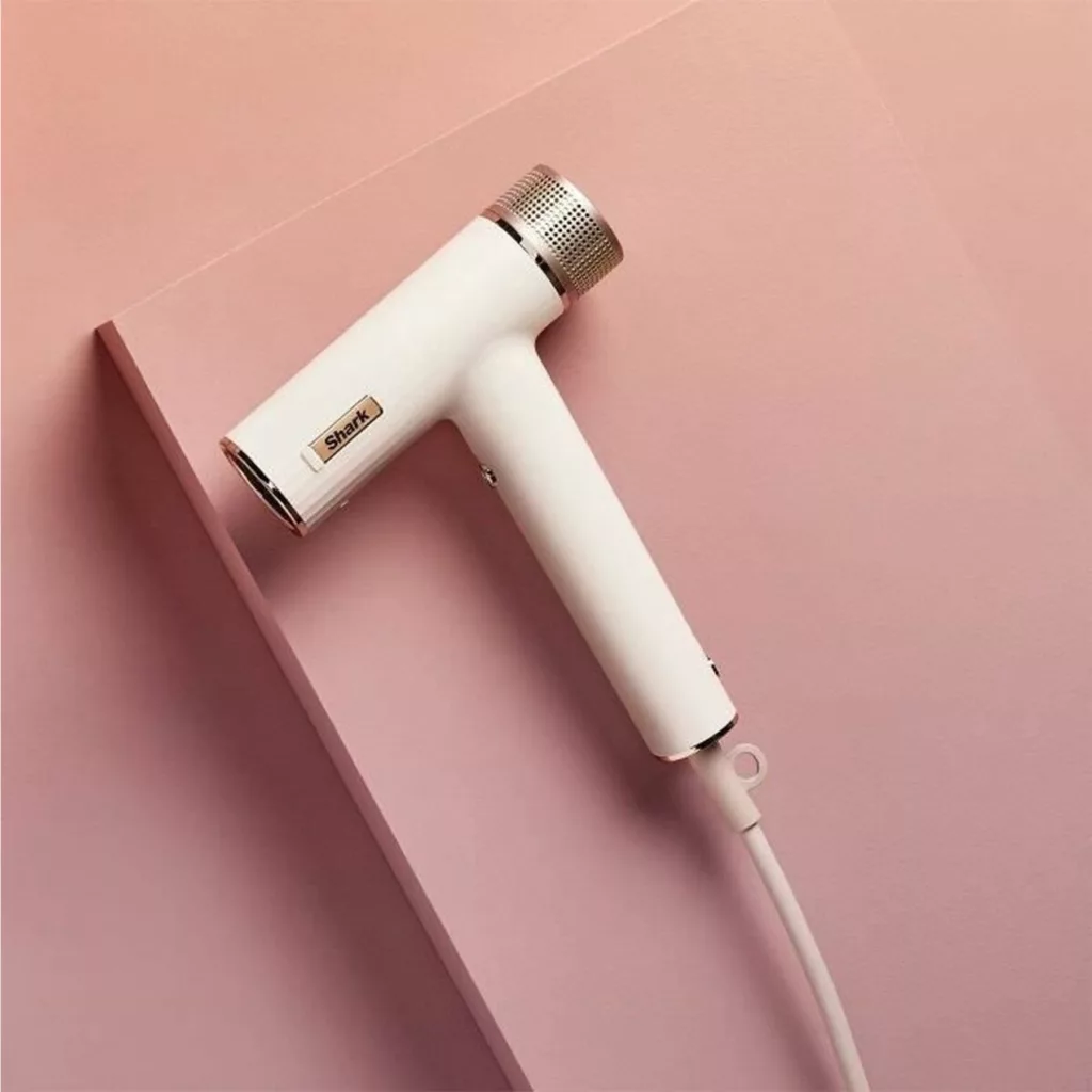 سشوار حرفه ای شارک مدل HD332