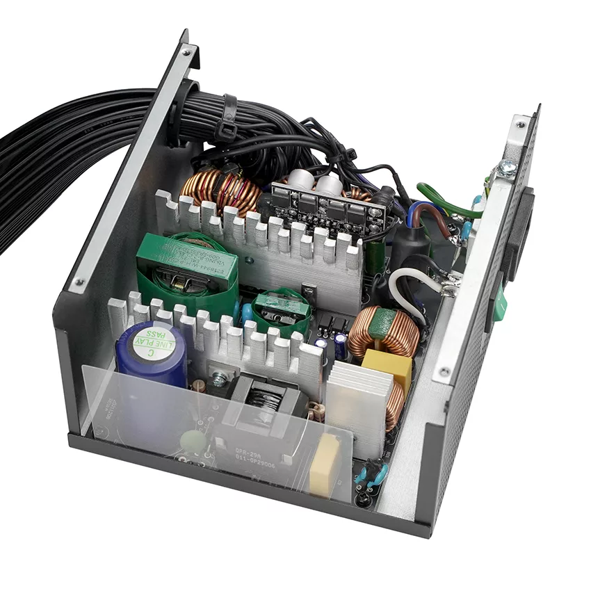 منبع تغذیه کامپیوتر دیپ کول مدل PK750D