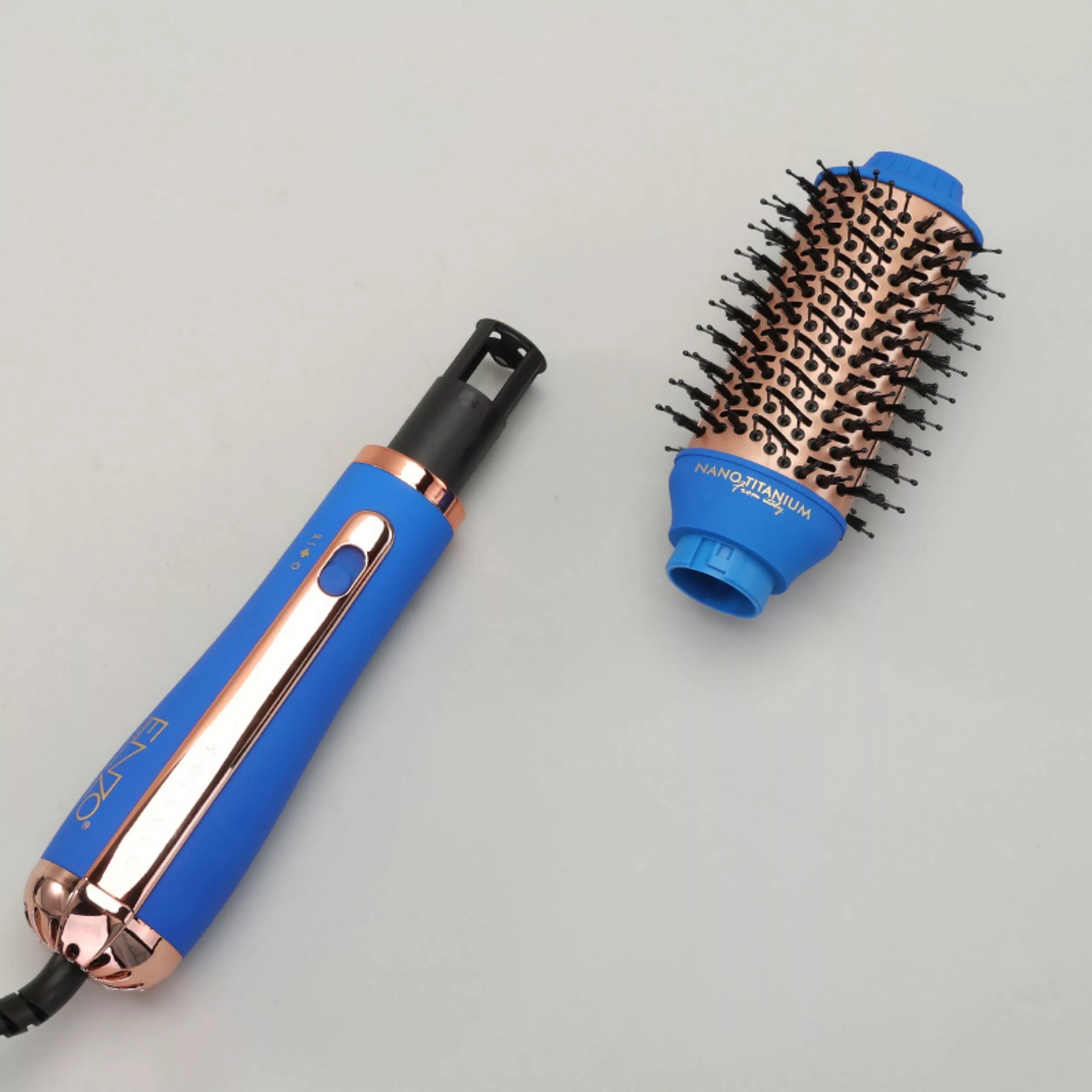 سشوار برس‌دار چرخشی 1500وات انزو پروفیشینال مدل EN-6216 2in1