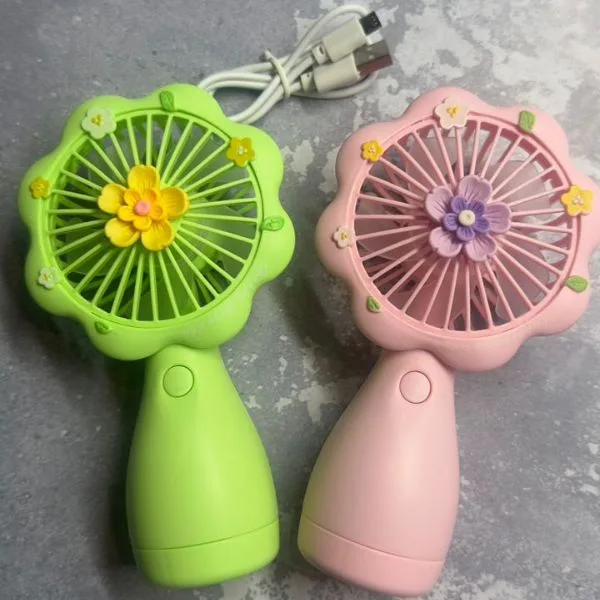 پنکه شارژی مدل همراه ZB096A طرح گل ظرفیت 250 میلی آمپر بر ساعت