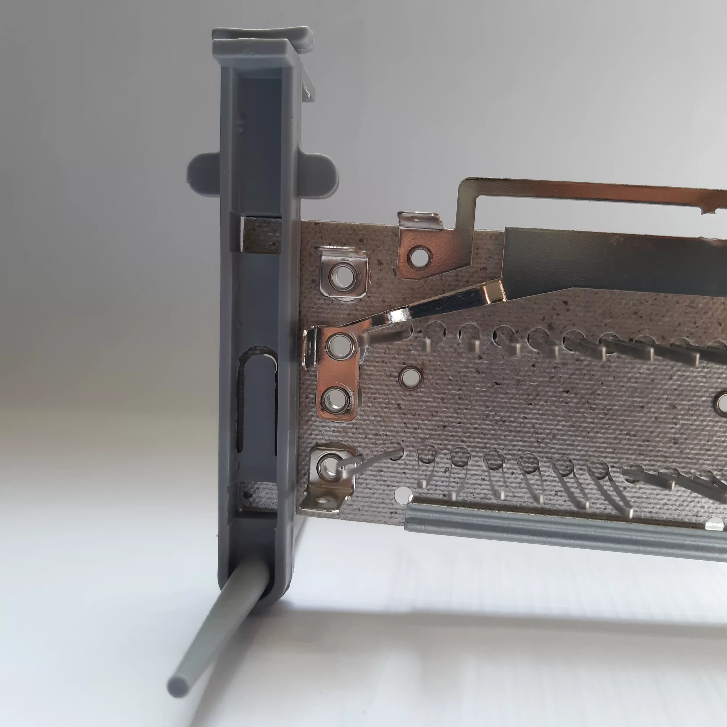 المنت بخاری برقی مدل 2000TL