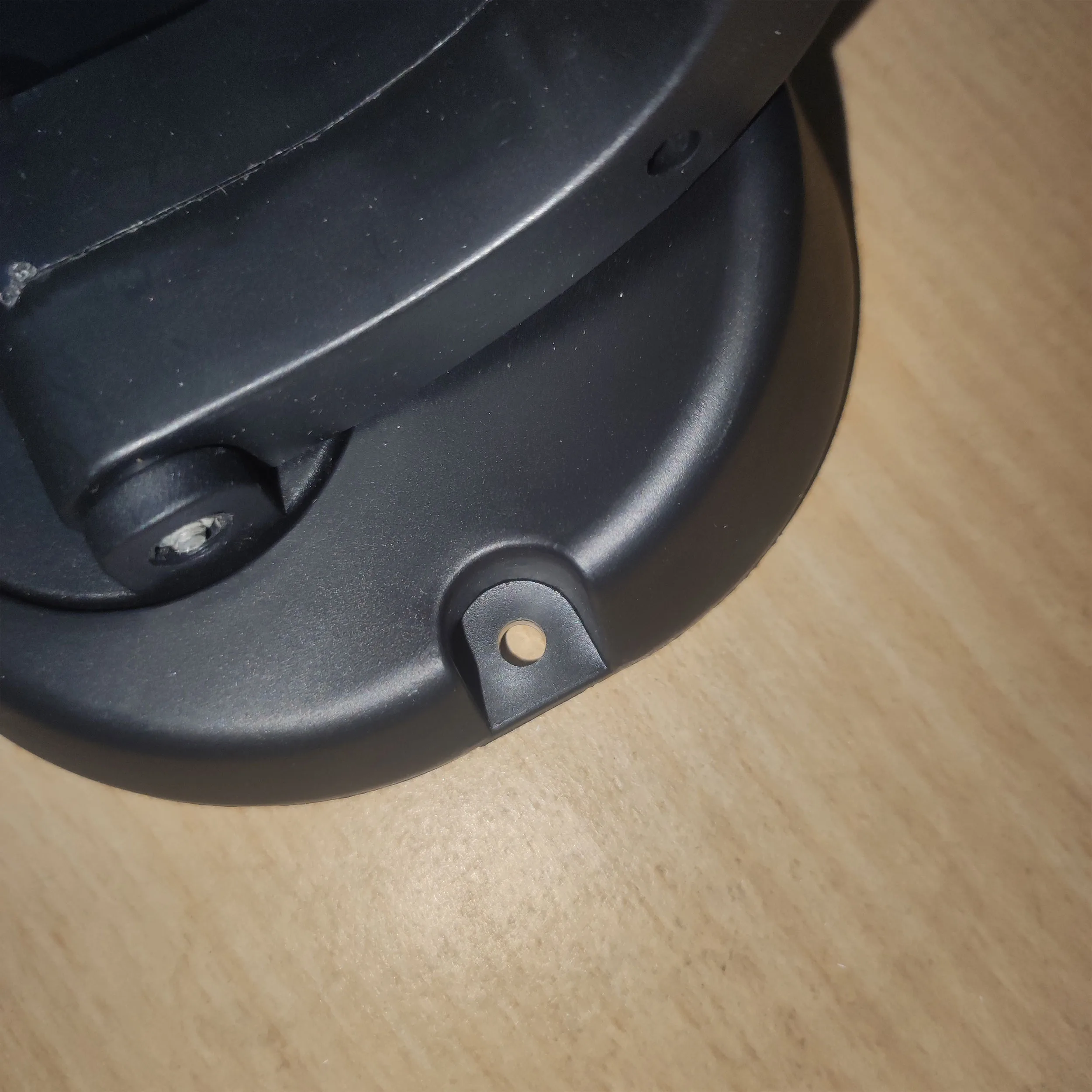 پنکه رومیزی مارس مدل X-666 ظرفیت ۲۰۰۰ میلی آمپر ساعت