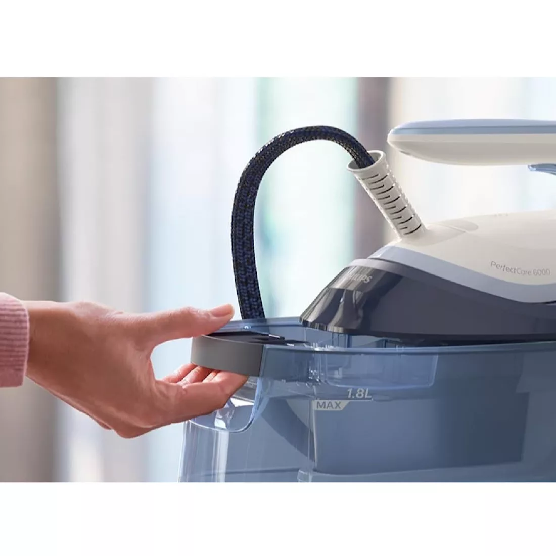 اتو مخزن دار فیلیپس مدل PSG6026