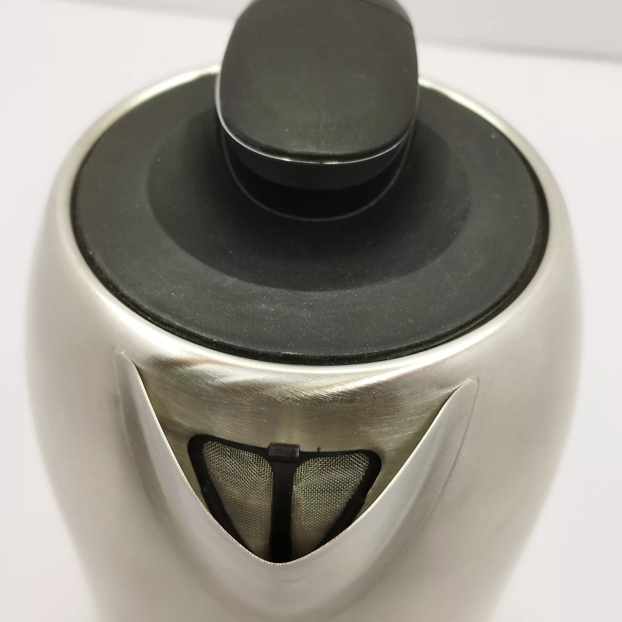 کتری برقی دلمونتی مدل DL425