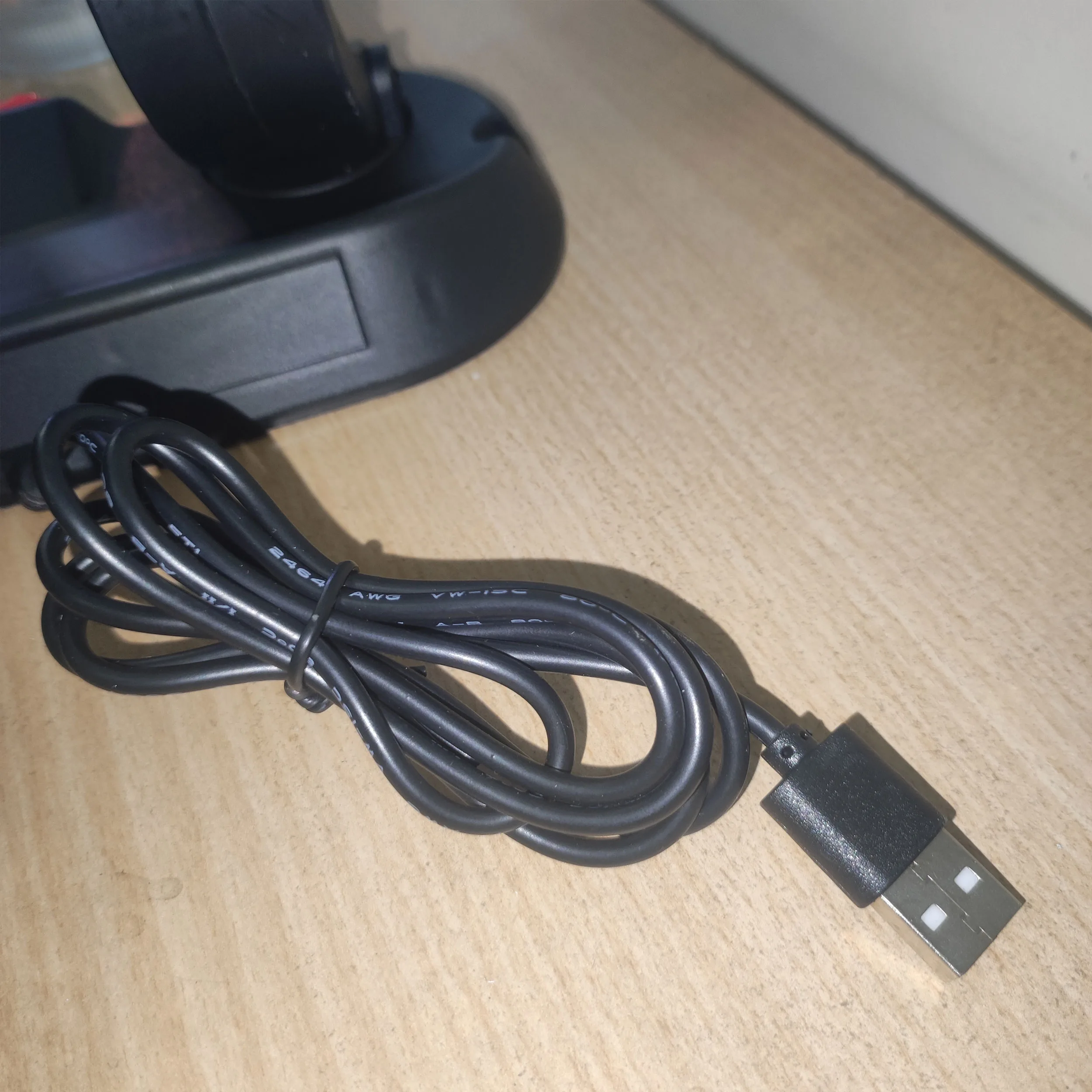 پنکه رومیزی مارس مدل X-666 ظرفیت ۲۰۰۰ میلی آمپر ساعت