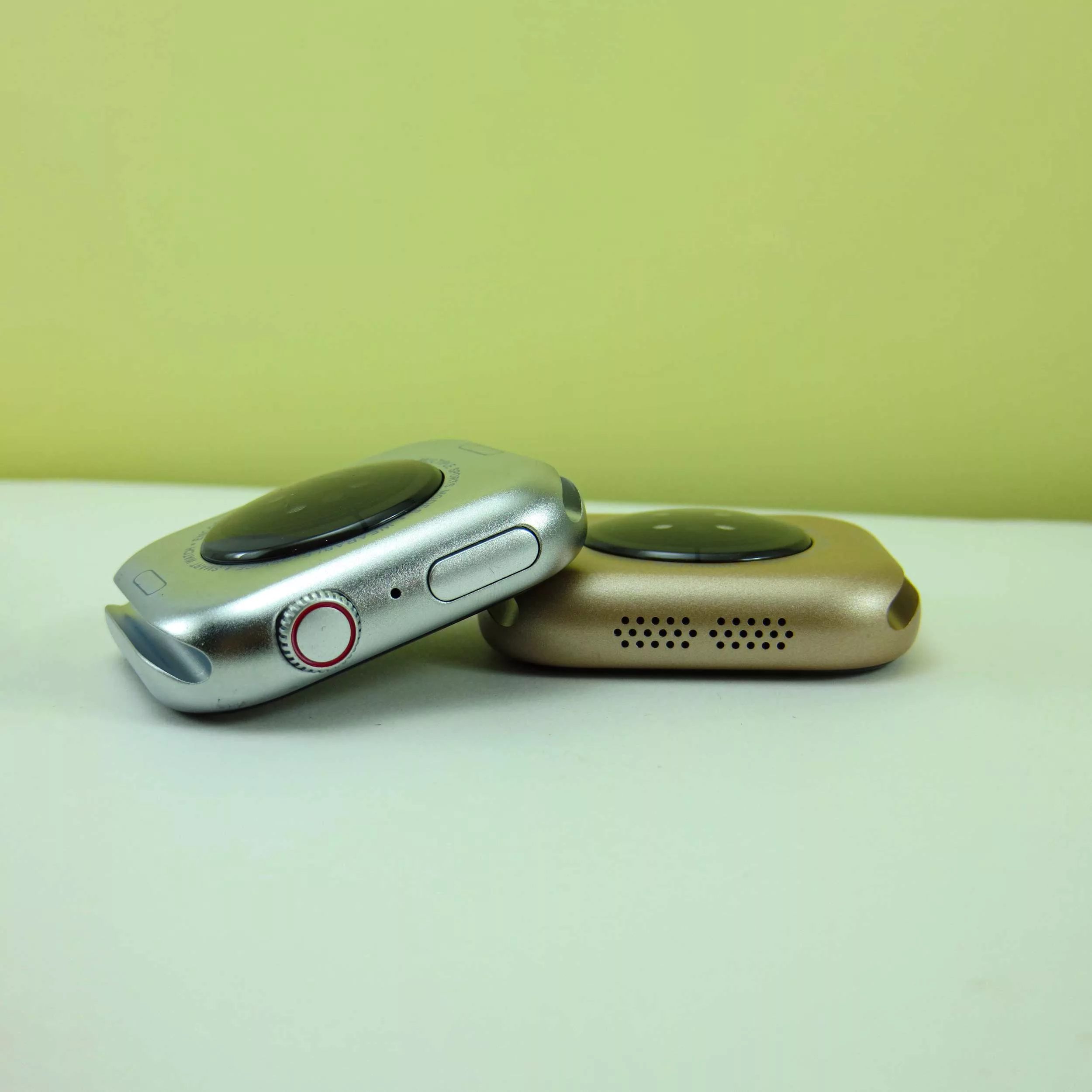 ساعت هوشمند 46 میلیمتری ورنا مدل W46 MAX با بند فلزی به همراه 6 بند اضافه