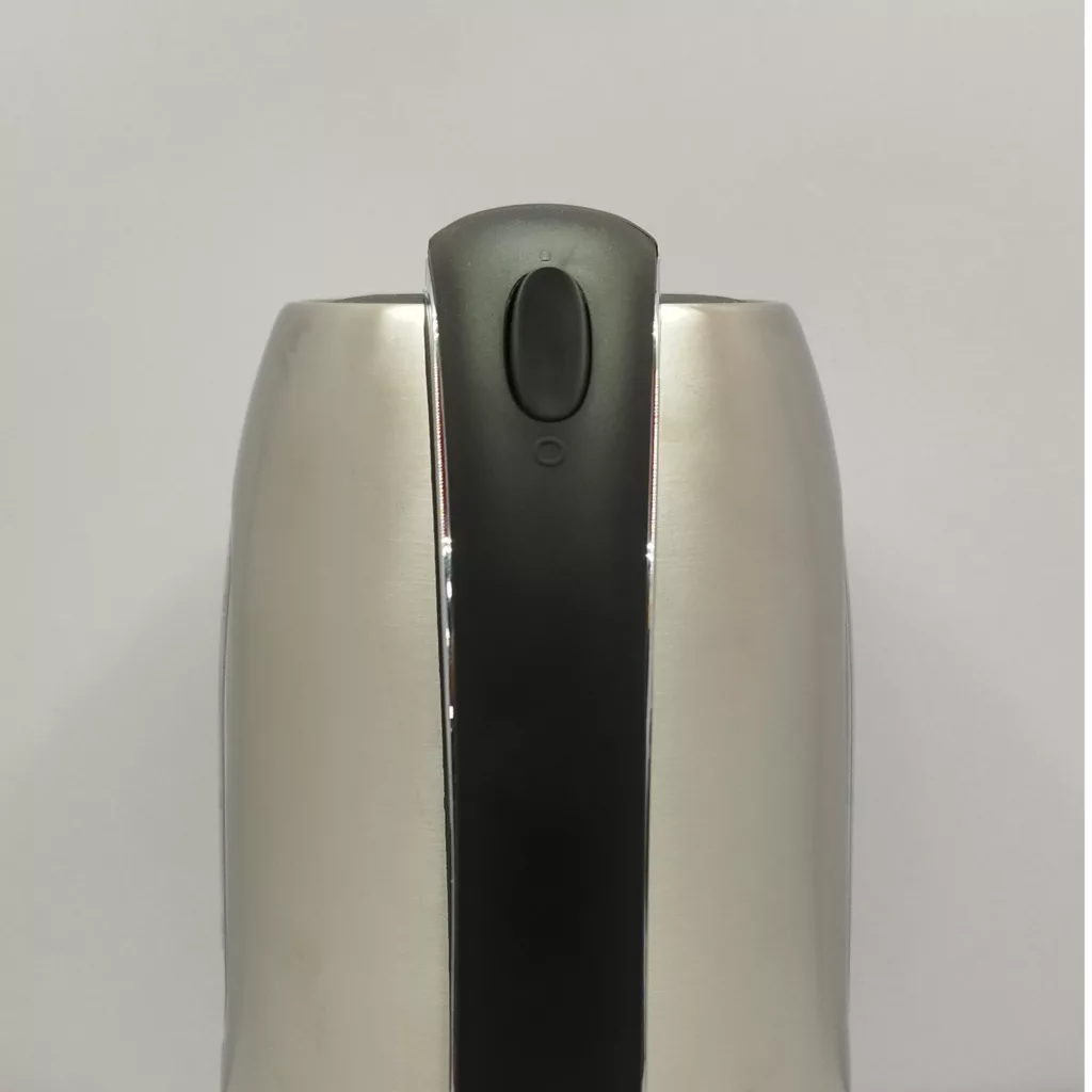 کتری برقی دلمونتی مدل DL425