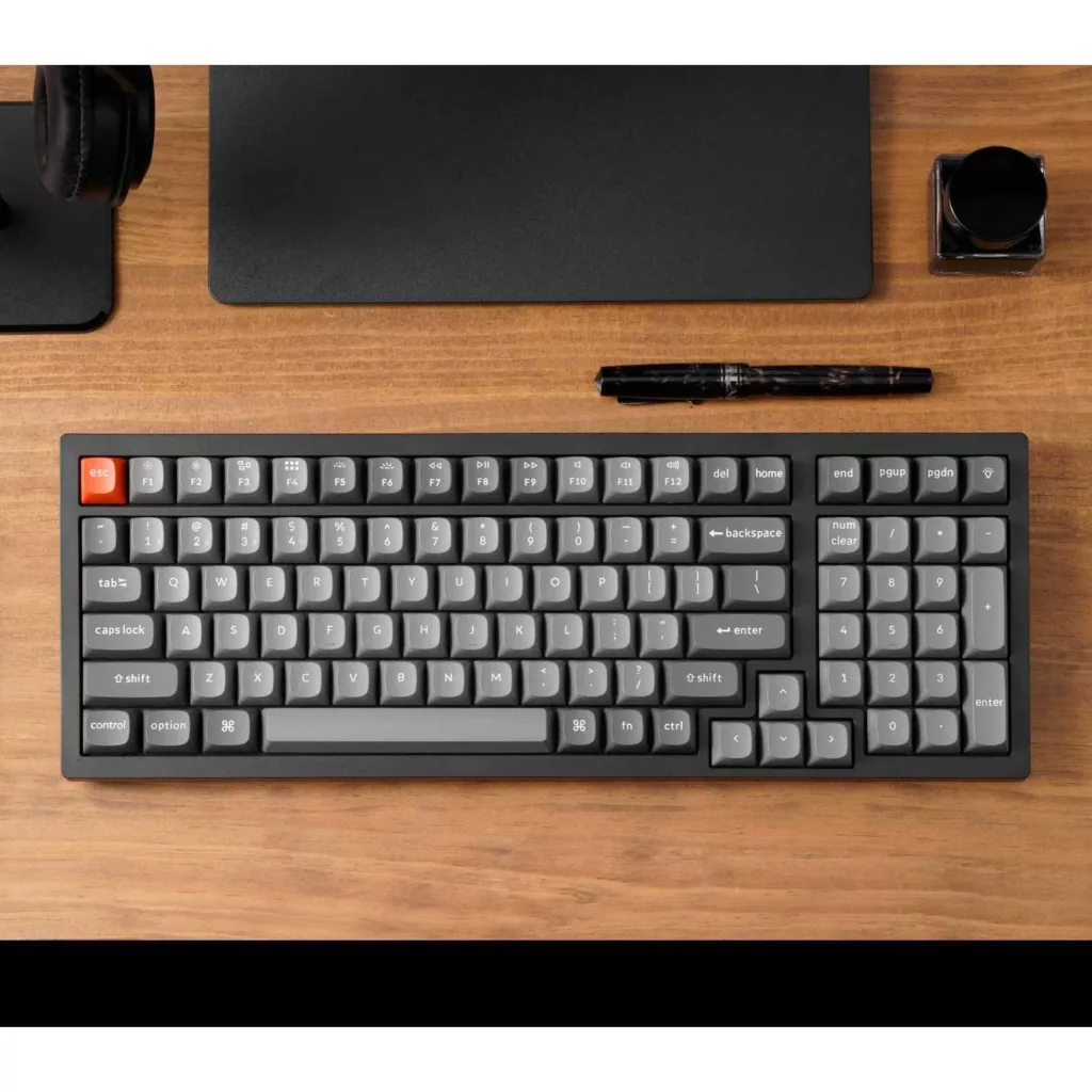 کیبورد مخصوص بازی کیکورن مدل K4 Max RGB Brown Switch