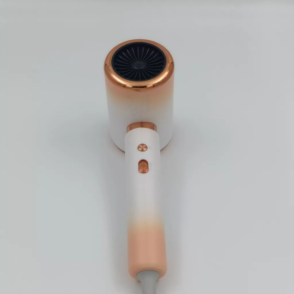 سشوار حرفه ای بیبیورس مدل BA-X18