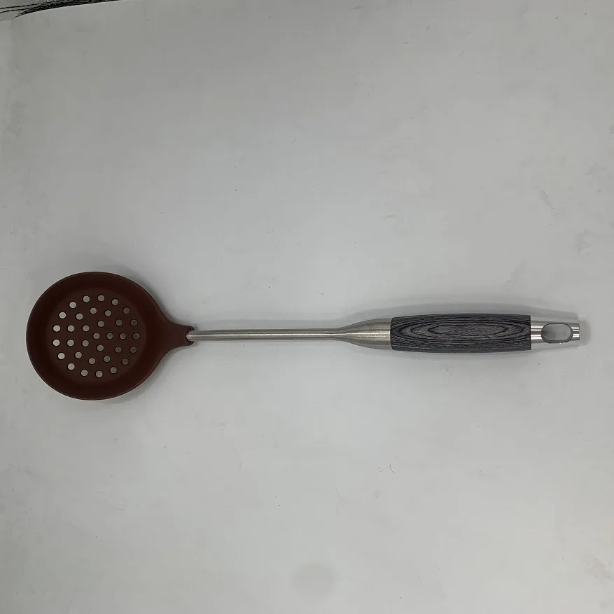 سرویس کفگیر ملاقه 4 پارچه لایف اسمایل کد 3842