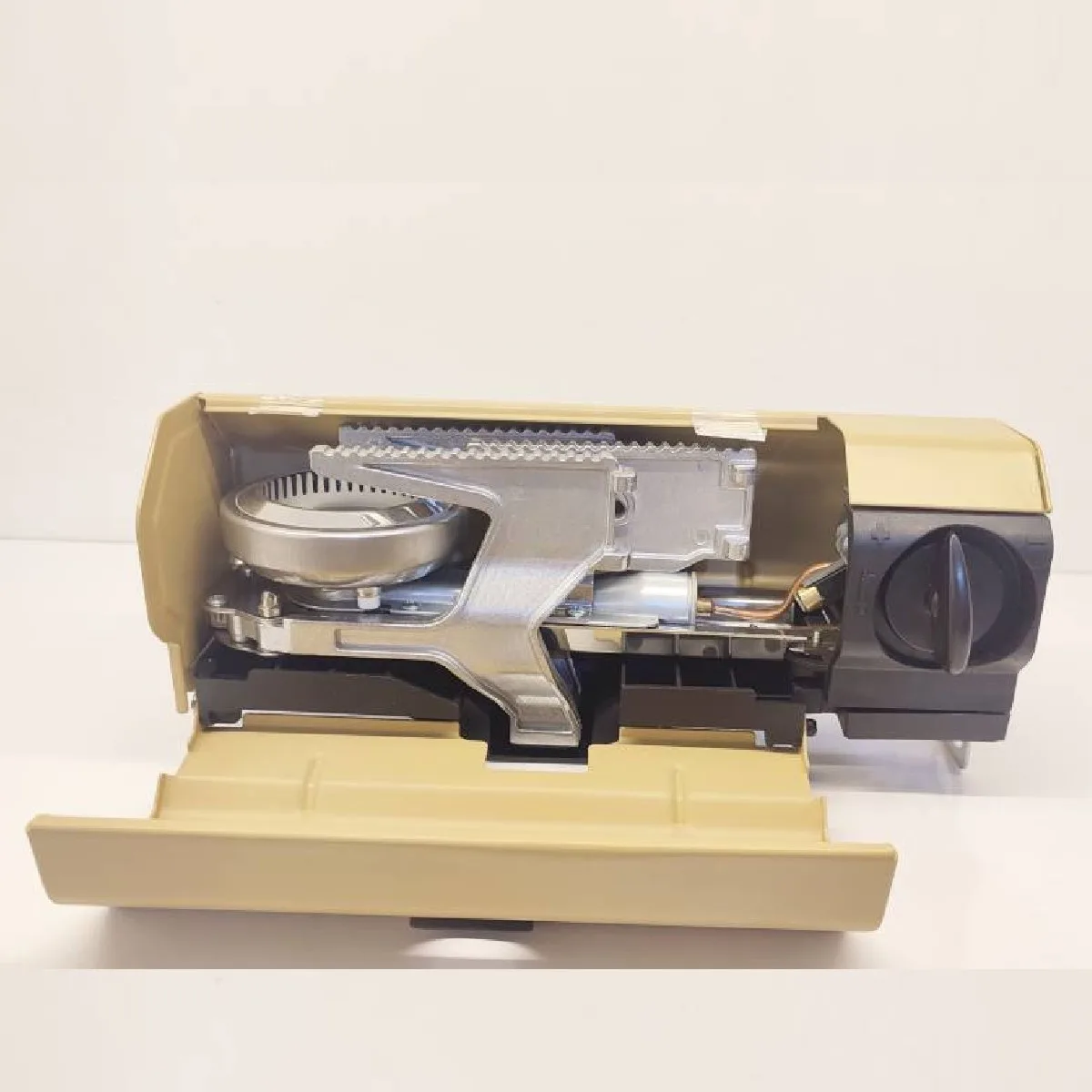 اجاق سفری مدل تاشو کد Aj2600W