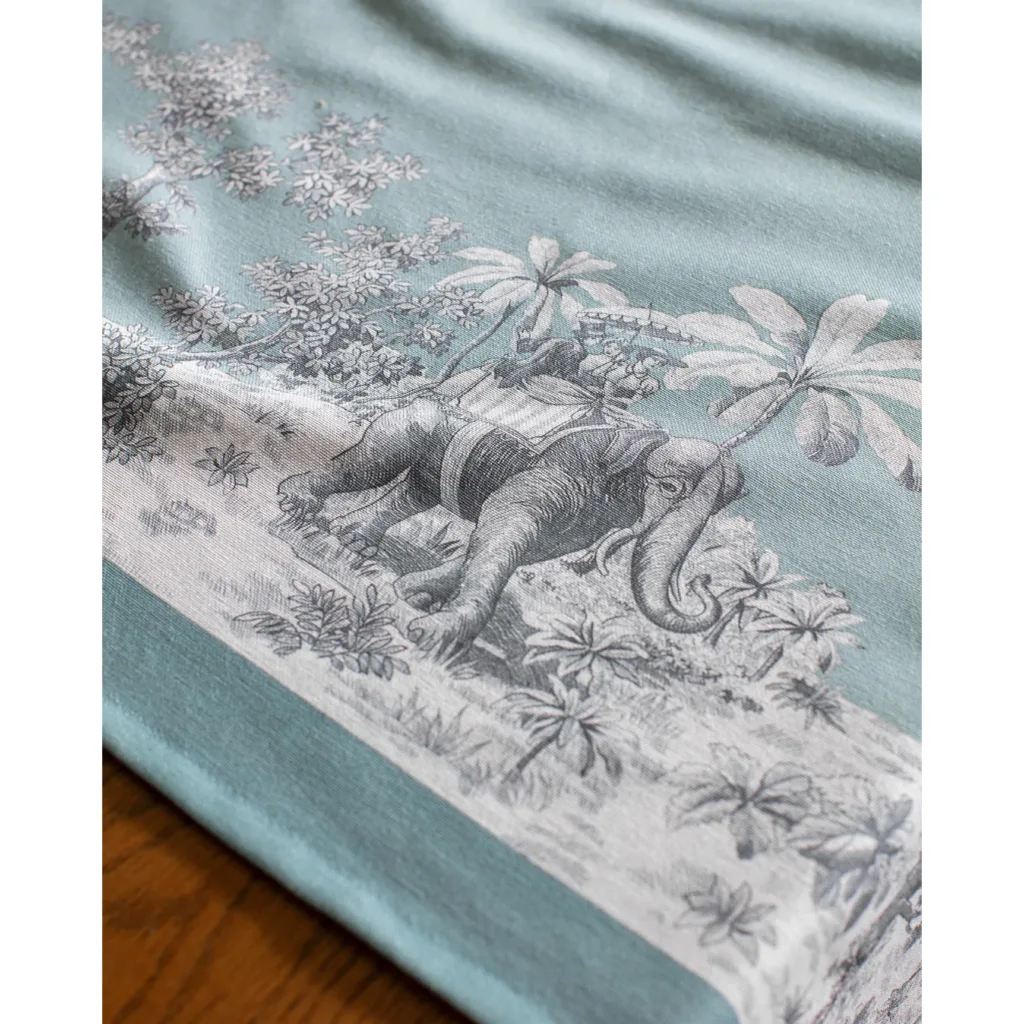 سفره هشت نفره مادام کوکو مدل Ravage Mint سایز 250*150 سانتی متر