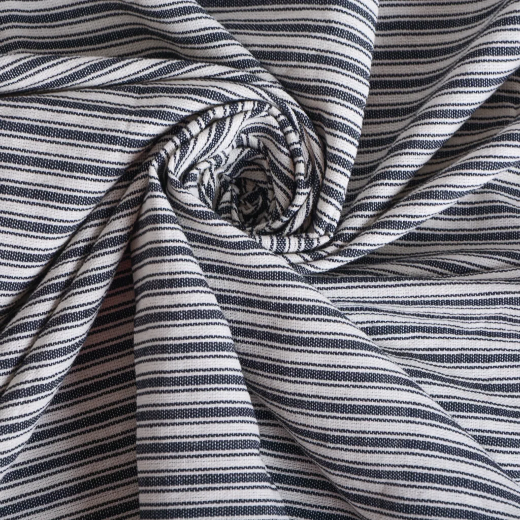 سفره ۴ نفره مدل یزدی سایز ۹۰×۹۰ سانتی متر