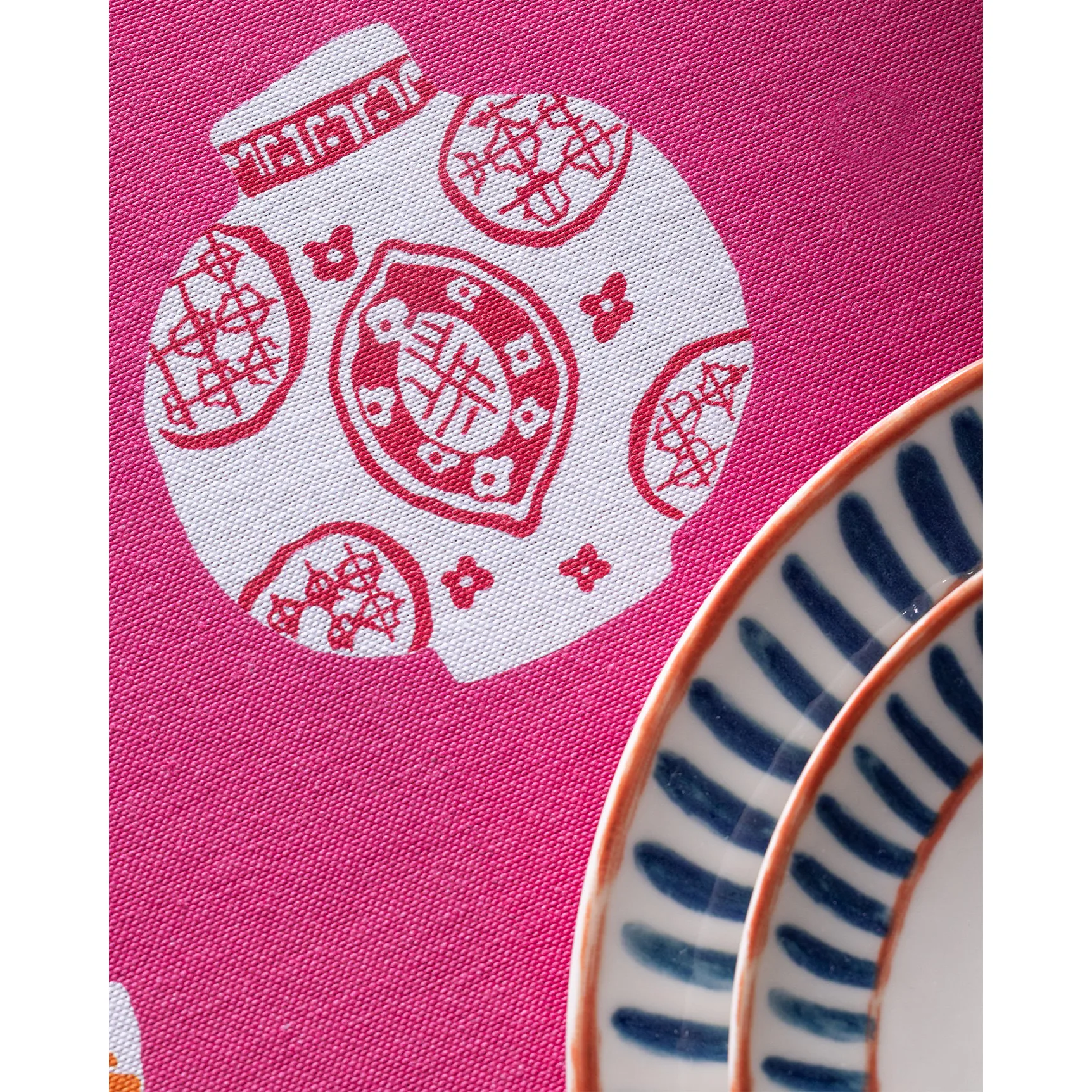 سفره شش نفره مادام کوکو مدل Rosanel سایز 150*200 سانتی متر