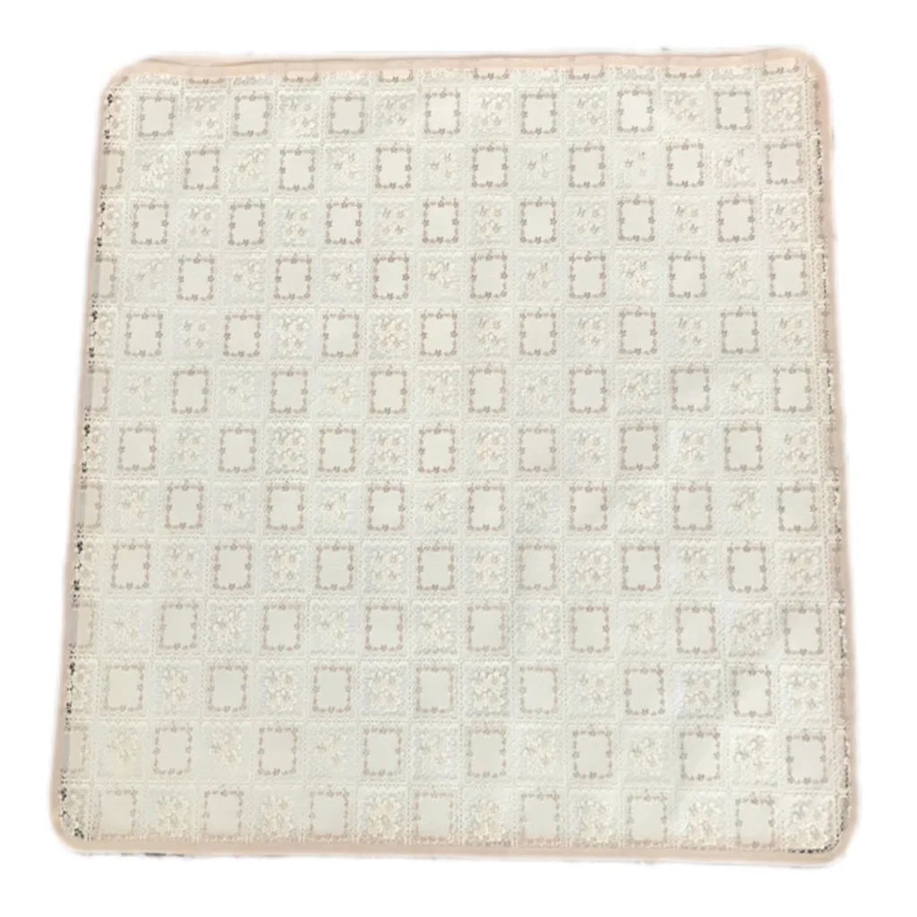 سفره 3 نفره مدل رویال طرح گیپور کد 06 سایز 100×80 سانتی متر