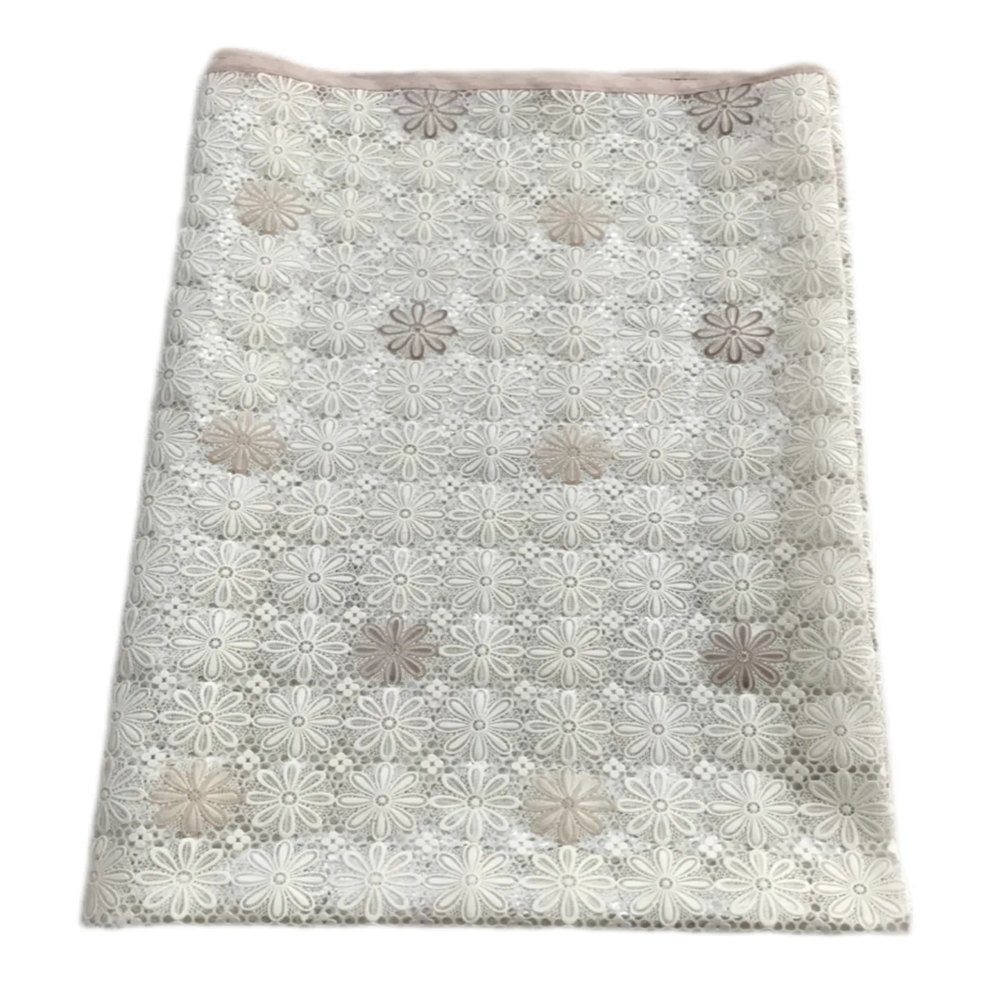 سفره 8 نفره مدل رویال طرح گیپور کد 016