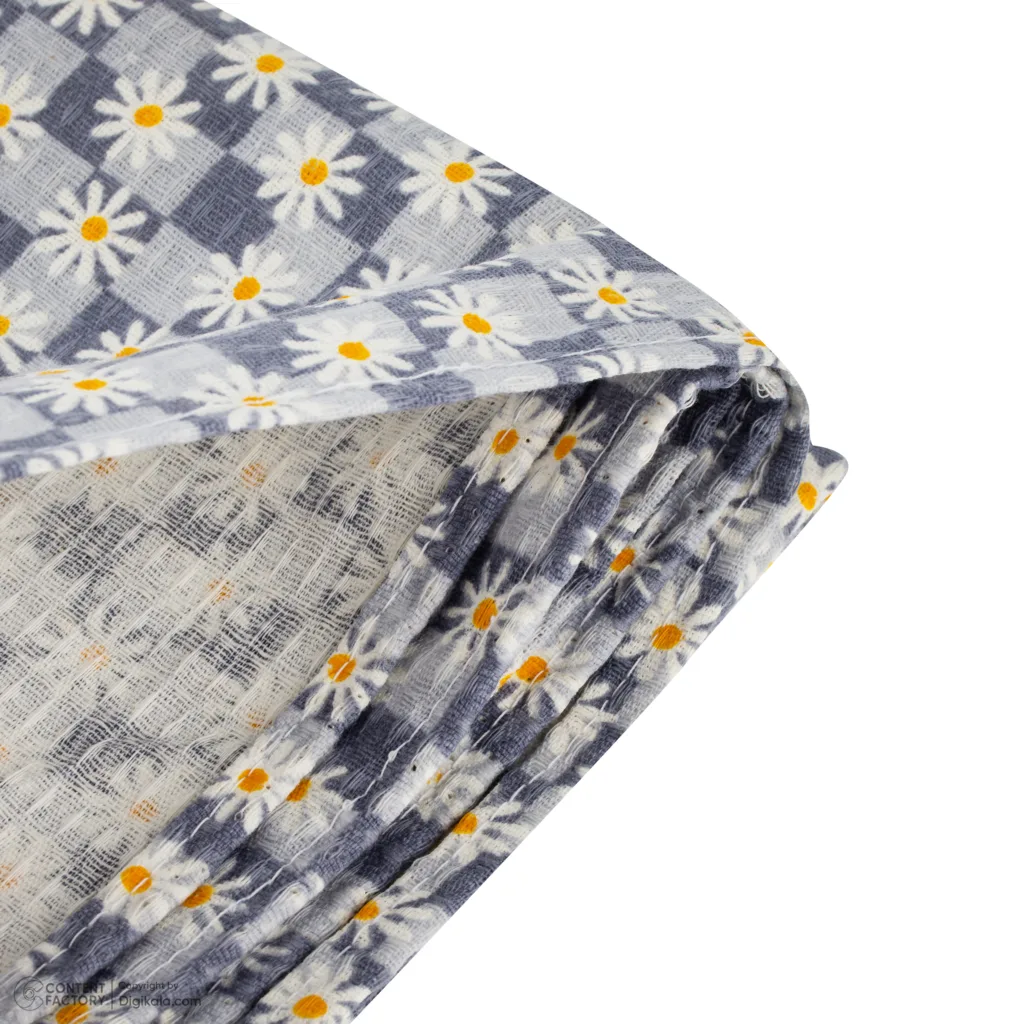 سفره 4 نفره مدل بابونه سایز 100x100 سانتی متر