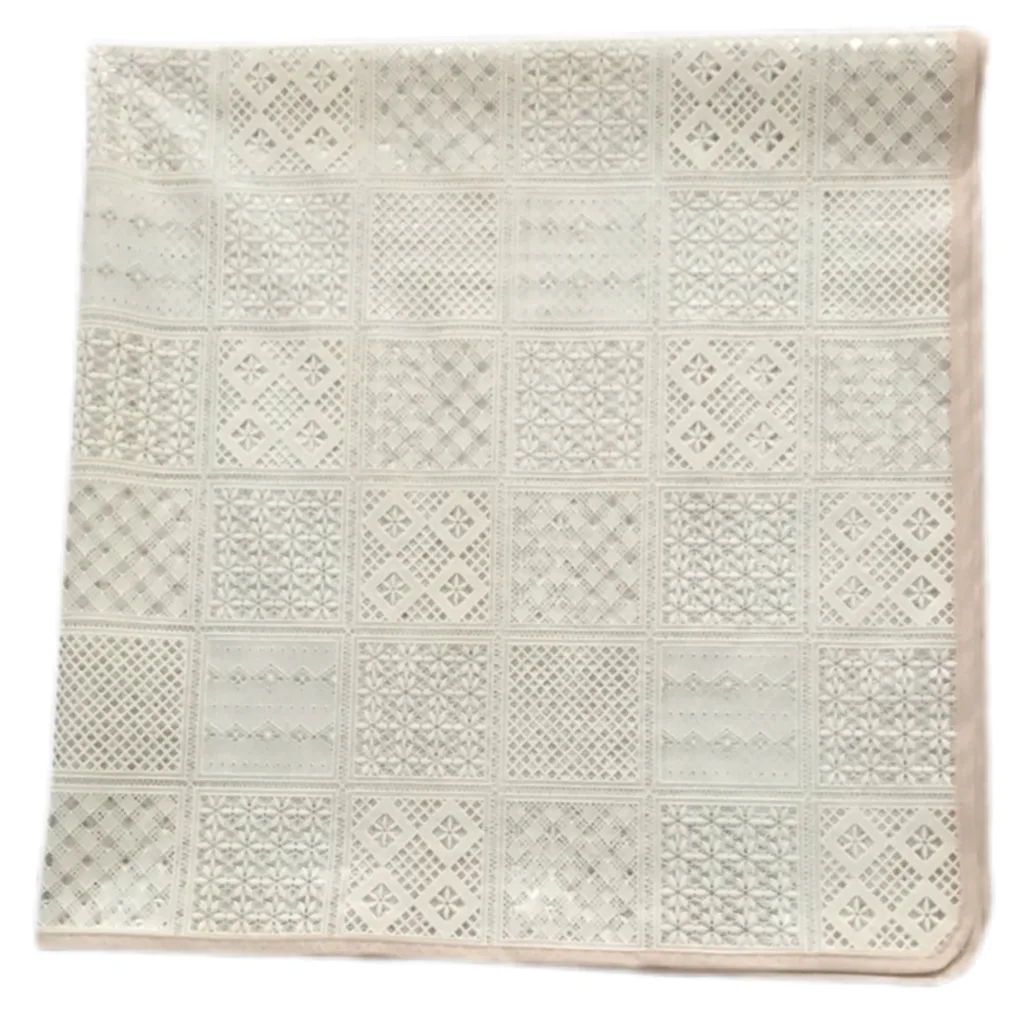 سفره 4 نفره مدل رویال طرح گیپور کد 05 سایز 100×100 سانتی متر