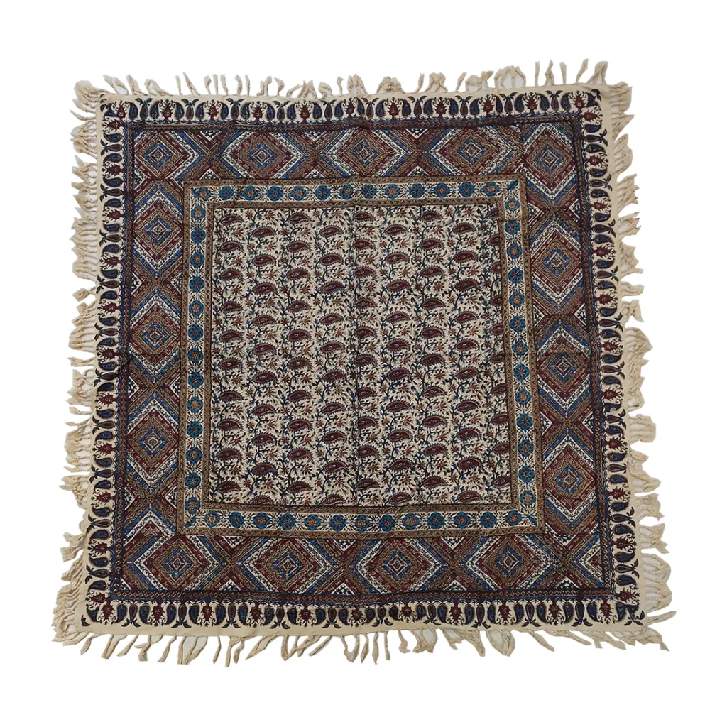 سفره 4 نفره قلمکاری صفویه مدل اعلاء کد 100 سایز 100*100 سانتی متر