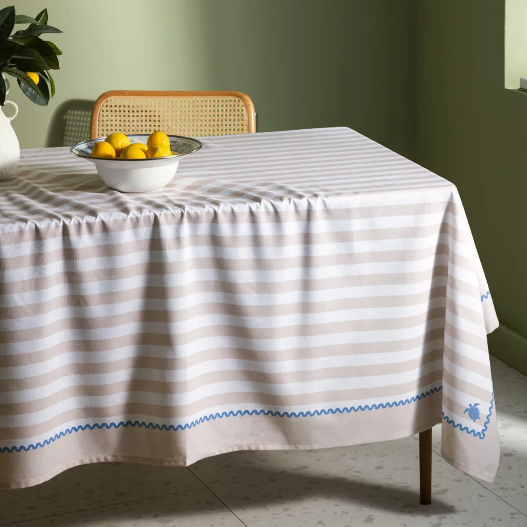 سفره شش نفره مادام کوکو مدل Louve سایز 150*200 سانتی متر