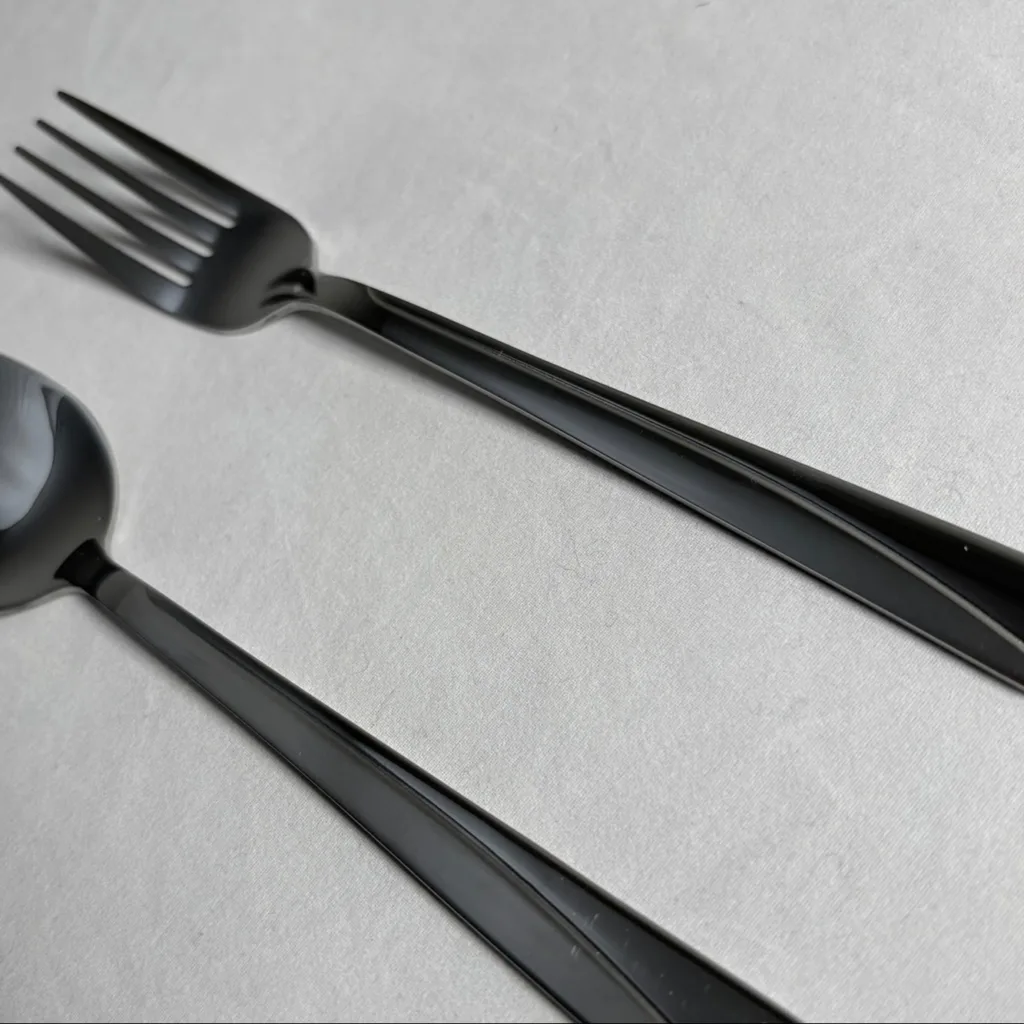 سرویس قاشق و چنگال 12 پارچه 6 نفره یونیک لایف مدل 1019
