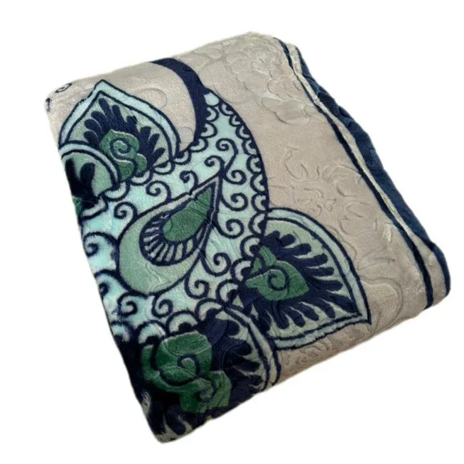 پتو 1 نفر گلبافت مدل گل برجسته 590 سایز 220×160 سانتی‌متر