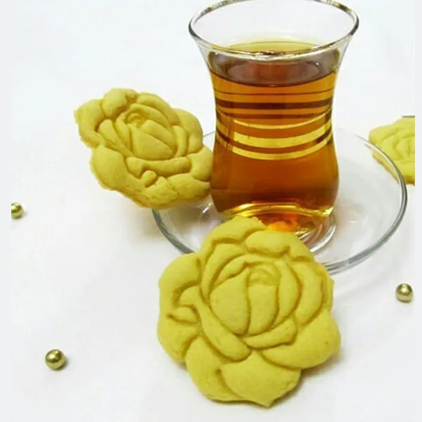 کاتر شیرینی پزی نگین مدل گل رز